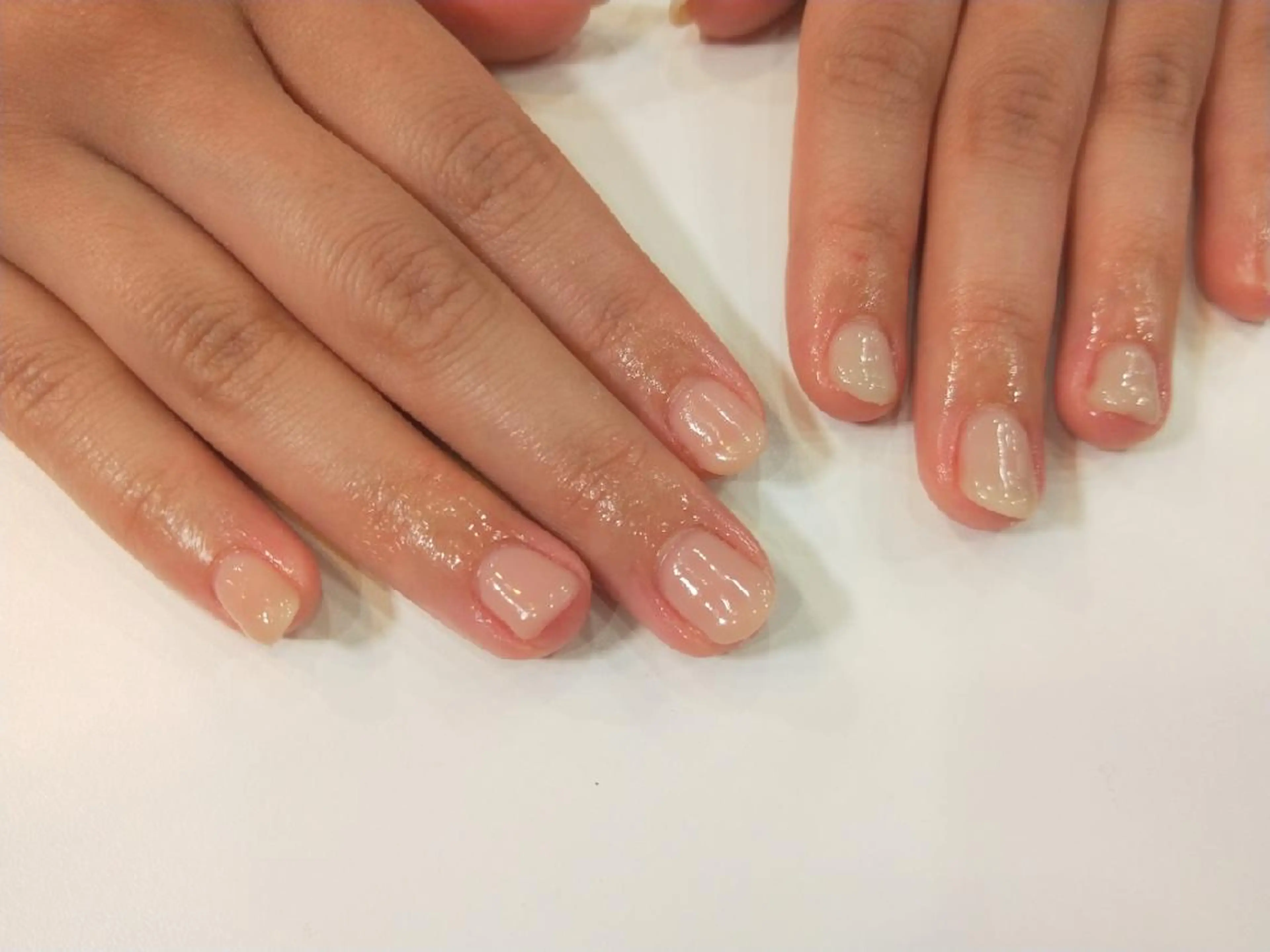 ネイル ハンドネイル ハンドケア R'well所属・はばすみれ🎀ﾈｲﾙ 光ﾌｪｲｼｬﾙ ﾍｱのネイルデザイン