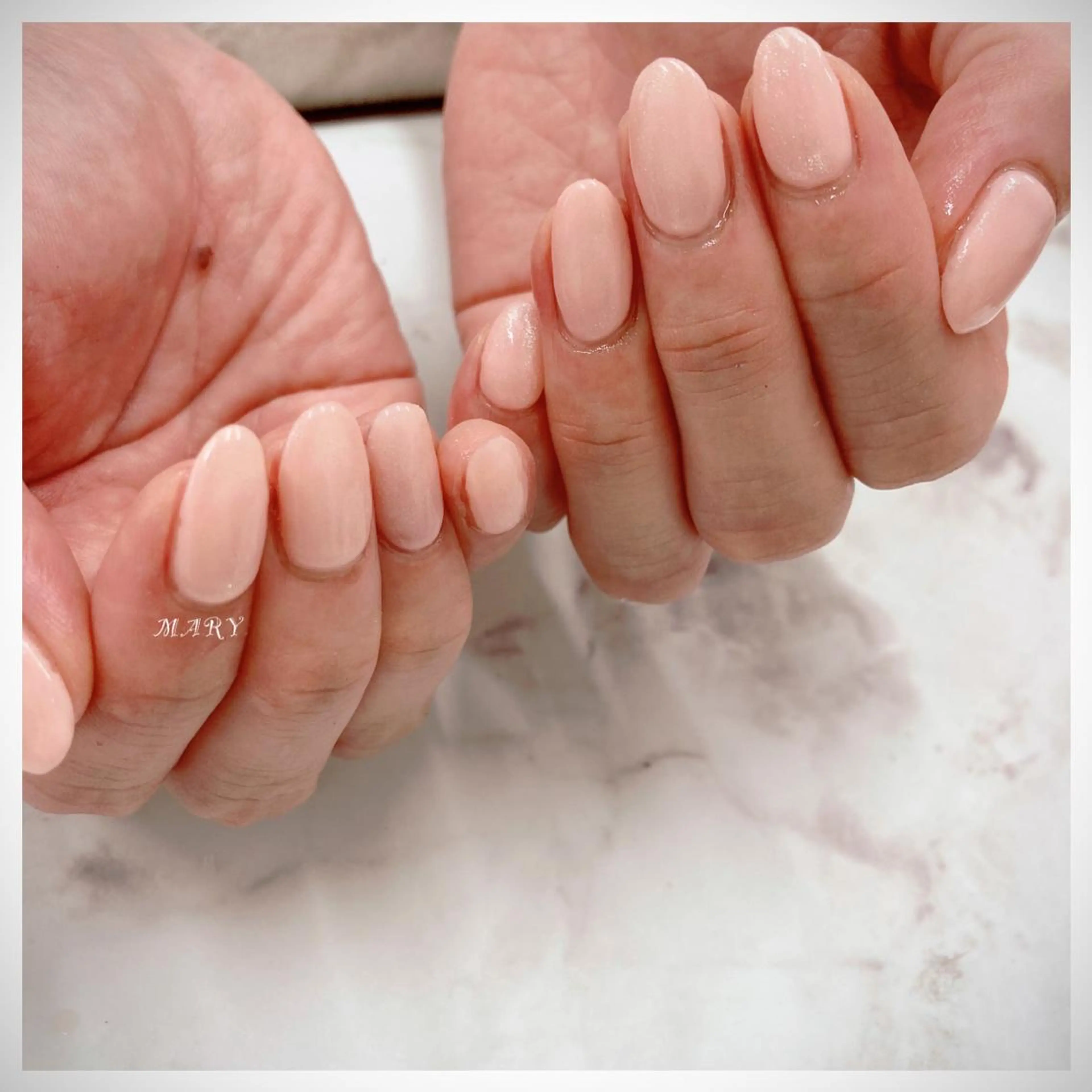 ネイル マグネットネイル ニュアンスネイル ワンカラーネイル ピンク シンプルネイル ハンドネイル Mary nail所属・Mary nail .narumiのネイルデザイン