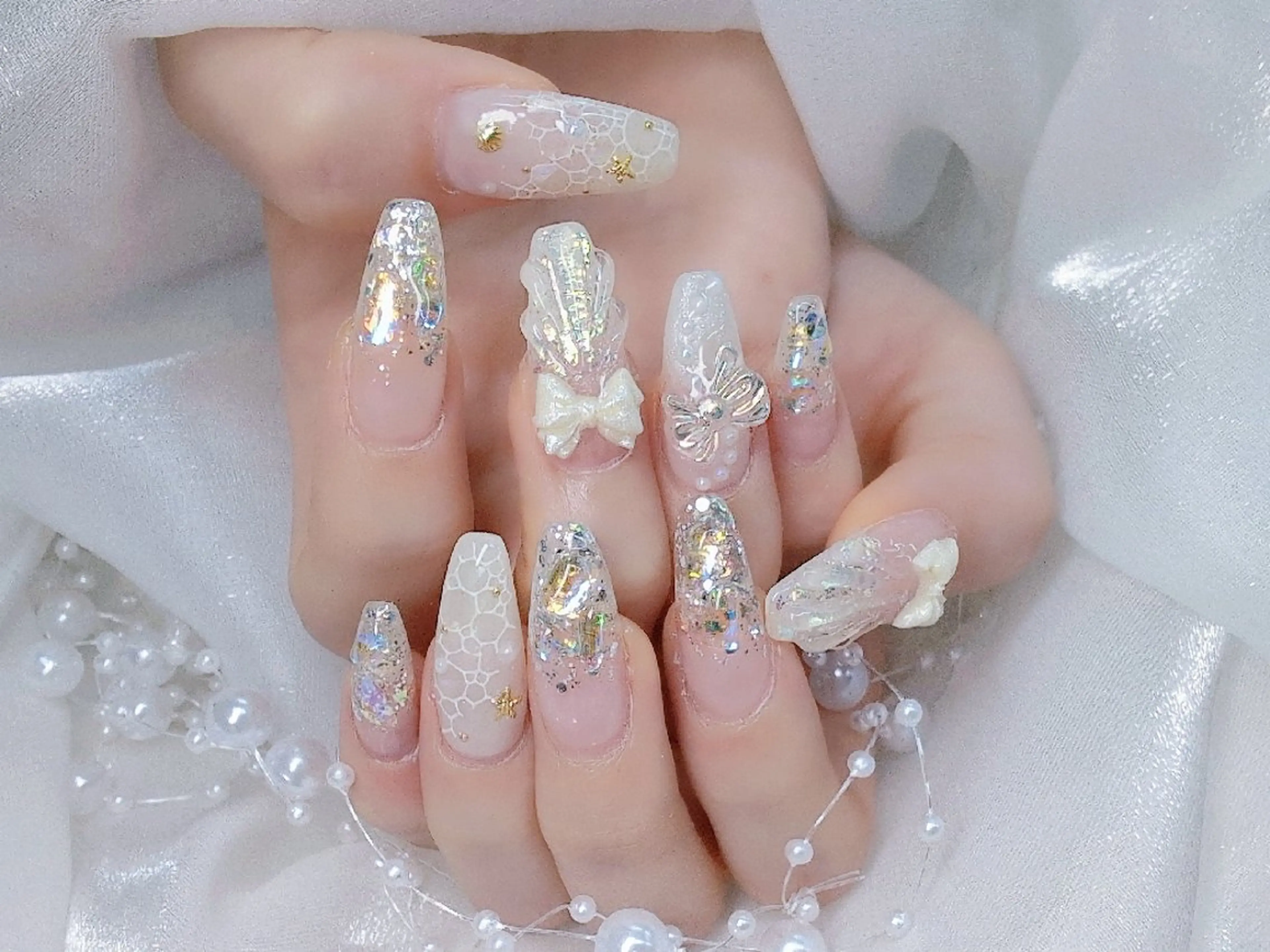 ネイル 長さ出し フラッシュネイル フレンチネイル キラキラネイル ラメ(グリッター) Chouette Nailのネイルデザイン