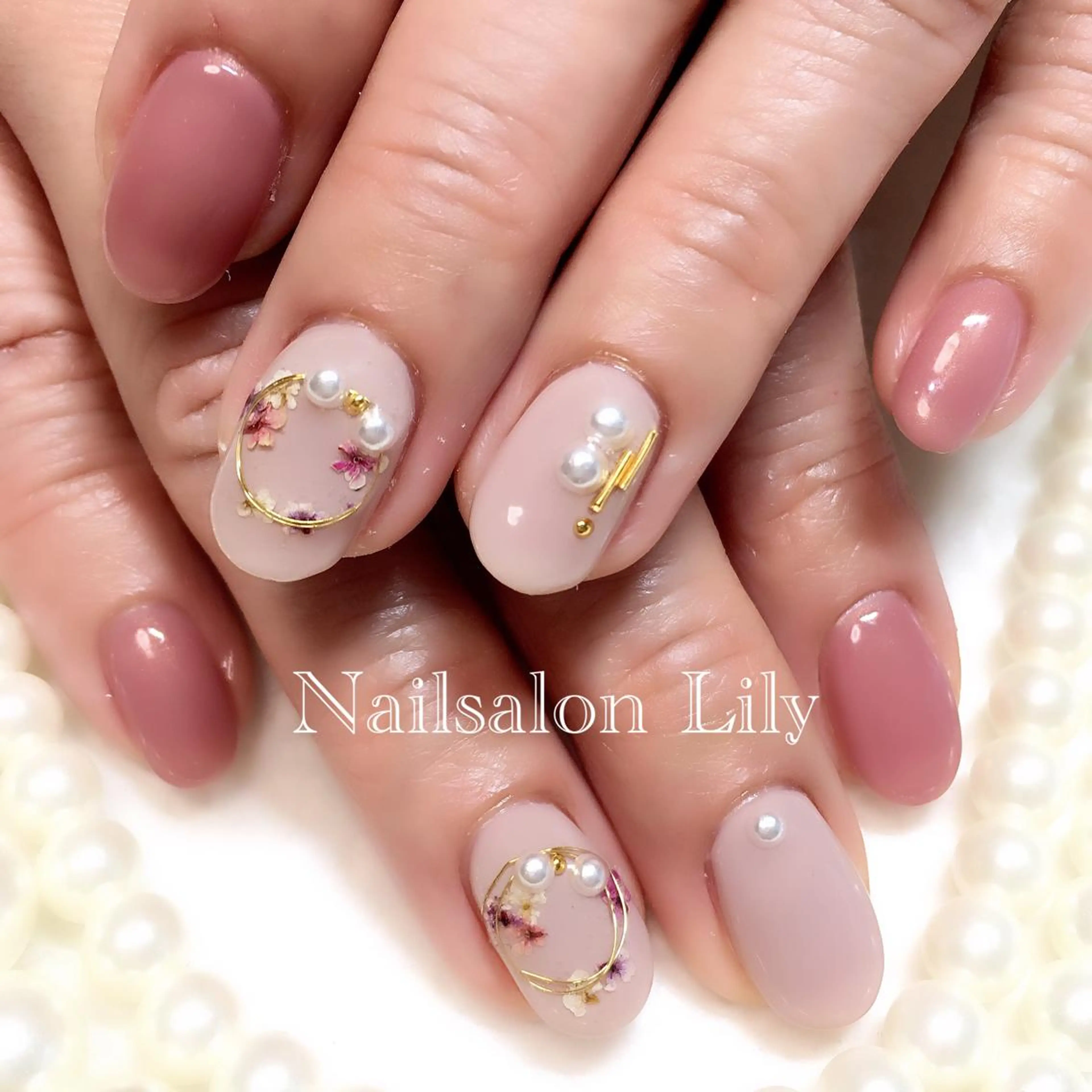 ネイル Nailsalon Lilyのネイルデザイン