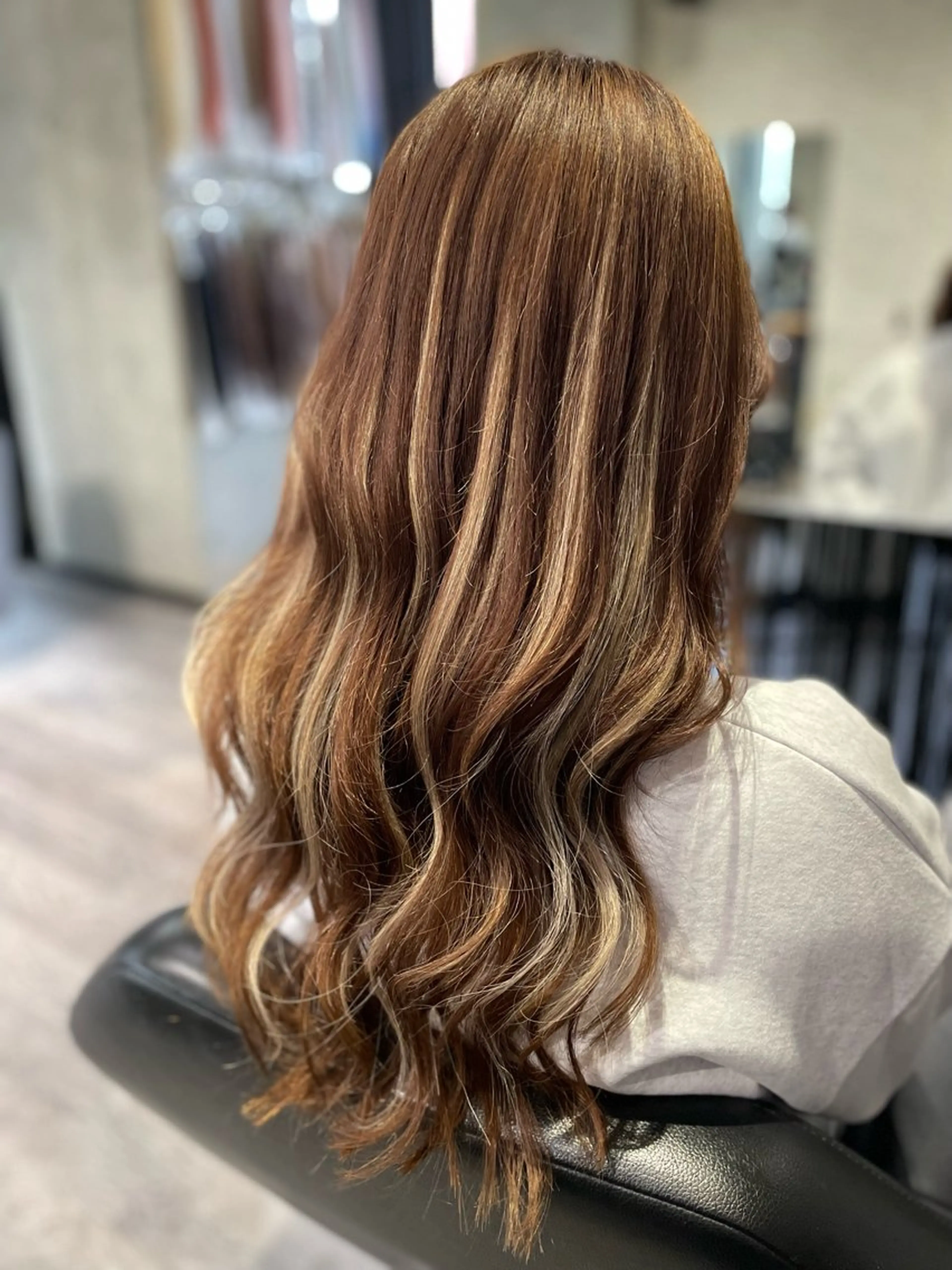 セミロング エクステ ハイライト Lilly所属・【Lilly】成田 紗英のヘアスタイル