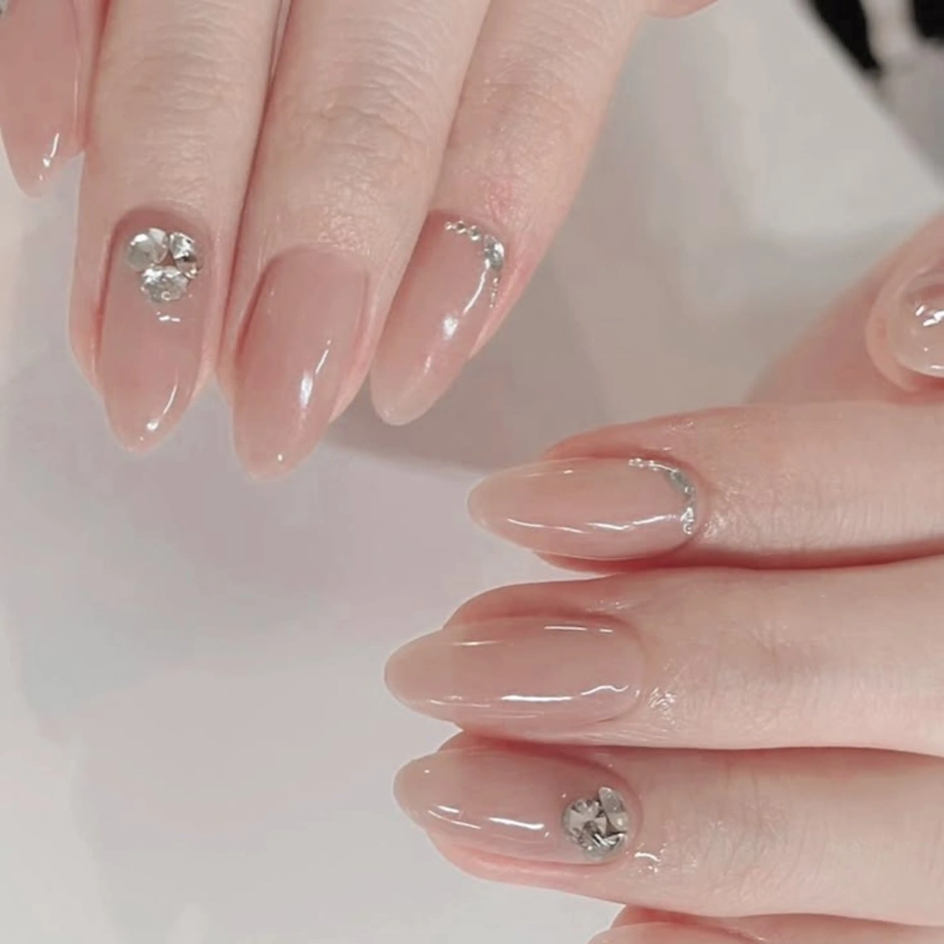 ネイル Fiore nail🪽✨のネイルデザイン
