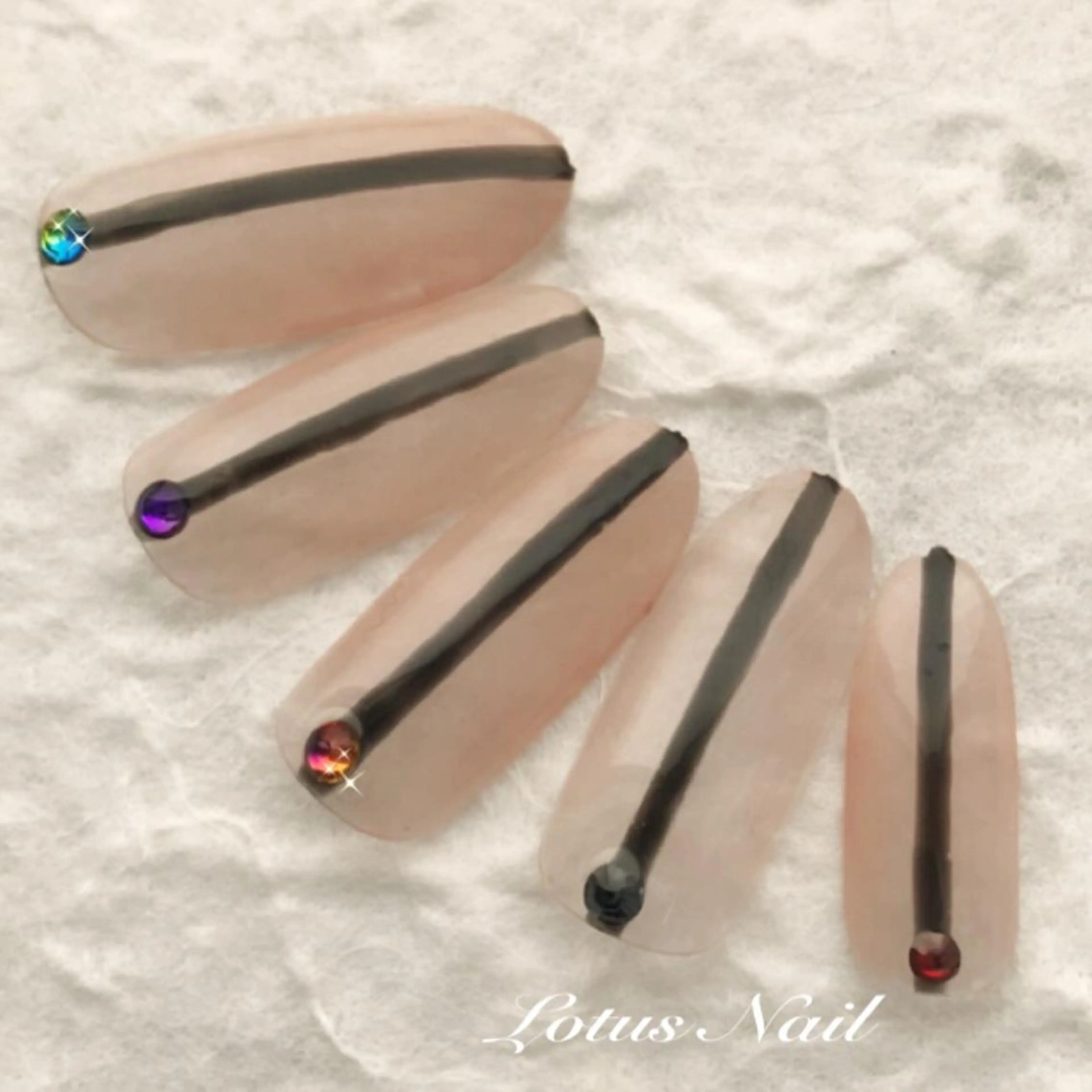 ネイル Lotus Nailのネイルデザイン