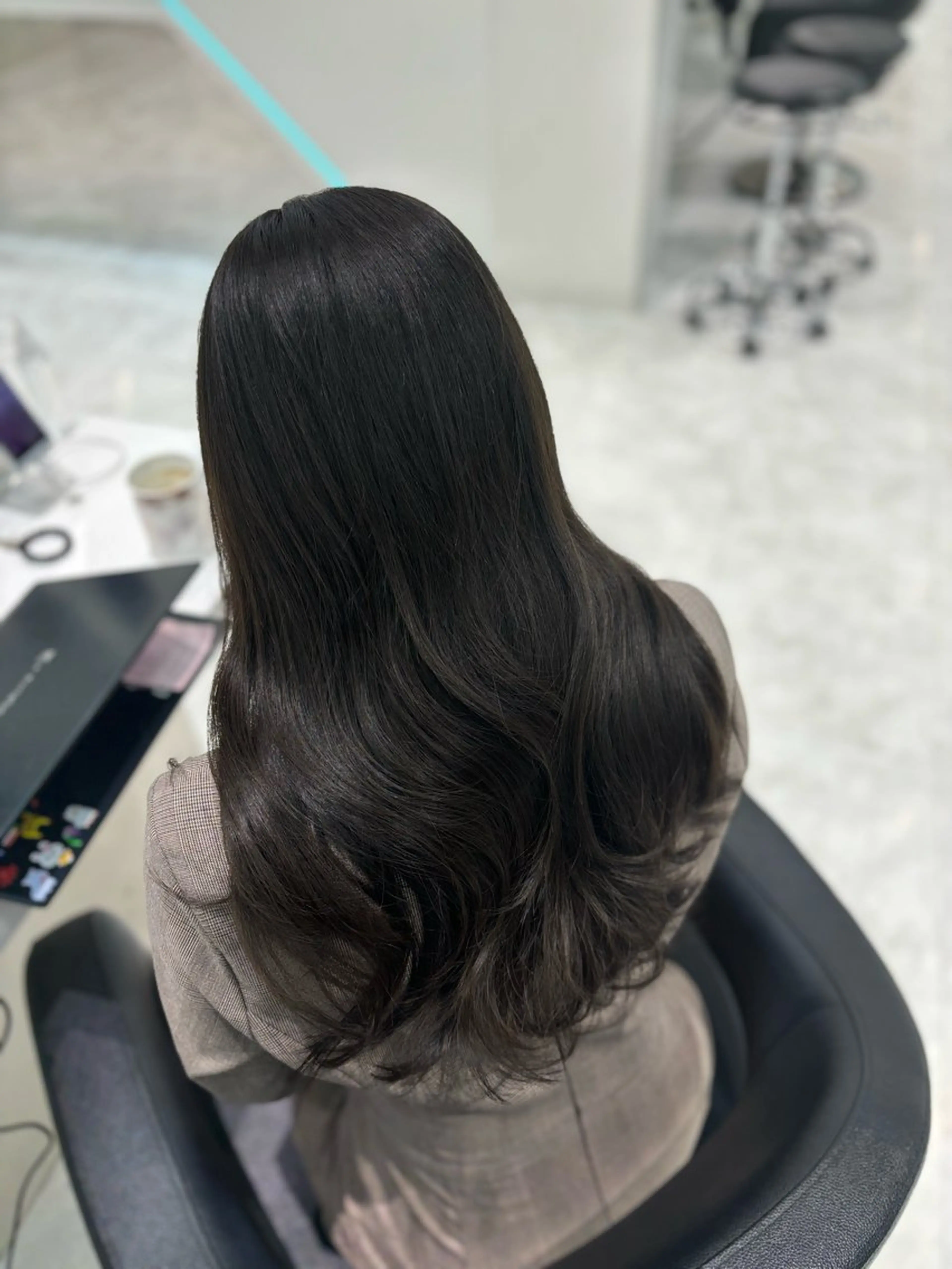 ロング カラー ヘアカラー トリートメント ヘッドスパ ヘアセット ブリーチなし透明感 ×縮毛矯正🤍ユウのヘアスタイル