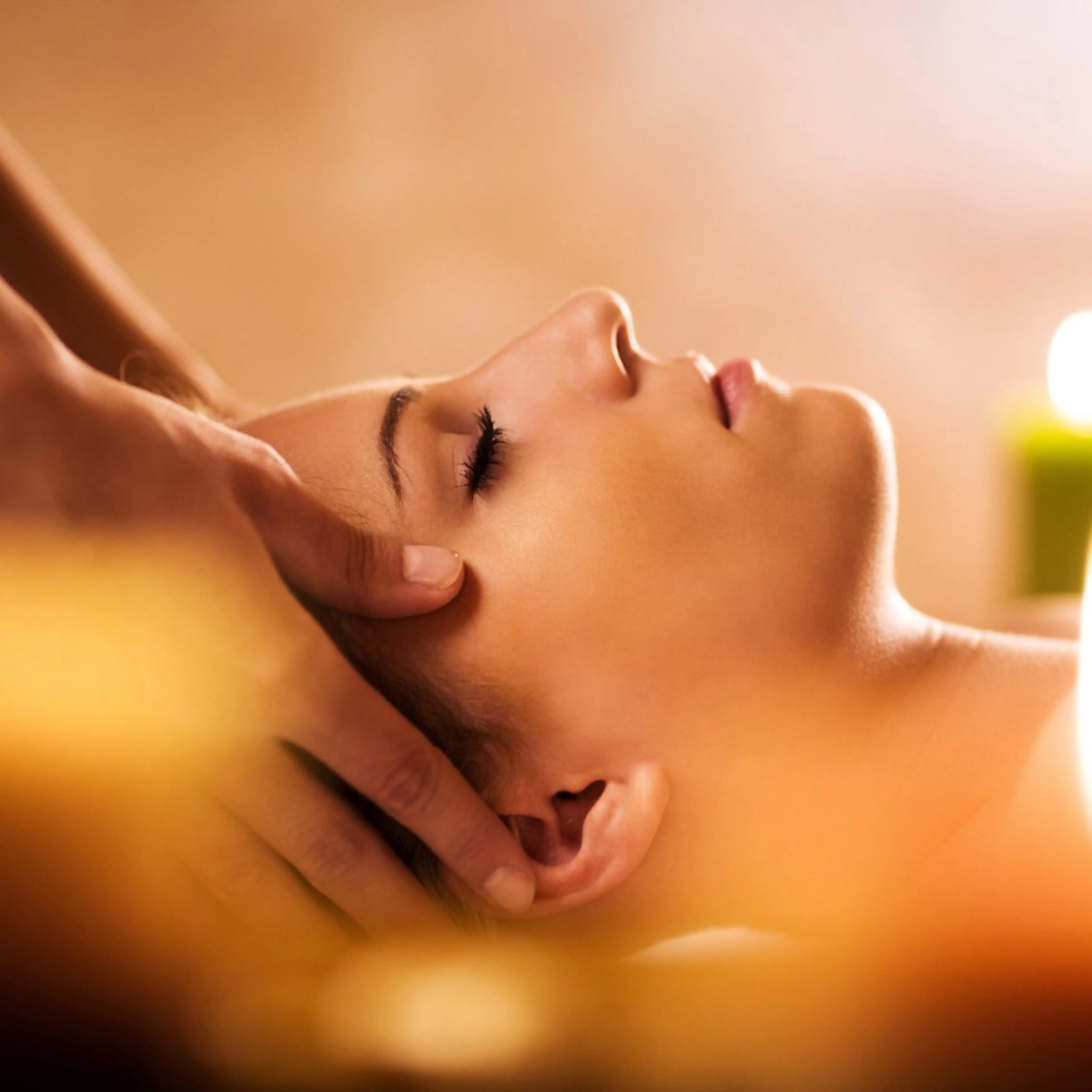 学生応援!男子もOK ニキビ肌荒れに悩む学生さん♪レビューで次回¥500オフ ❌7,700円 → ⭕️2,500円の写真