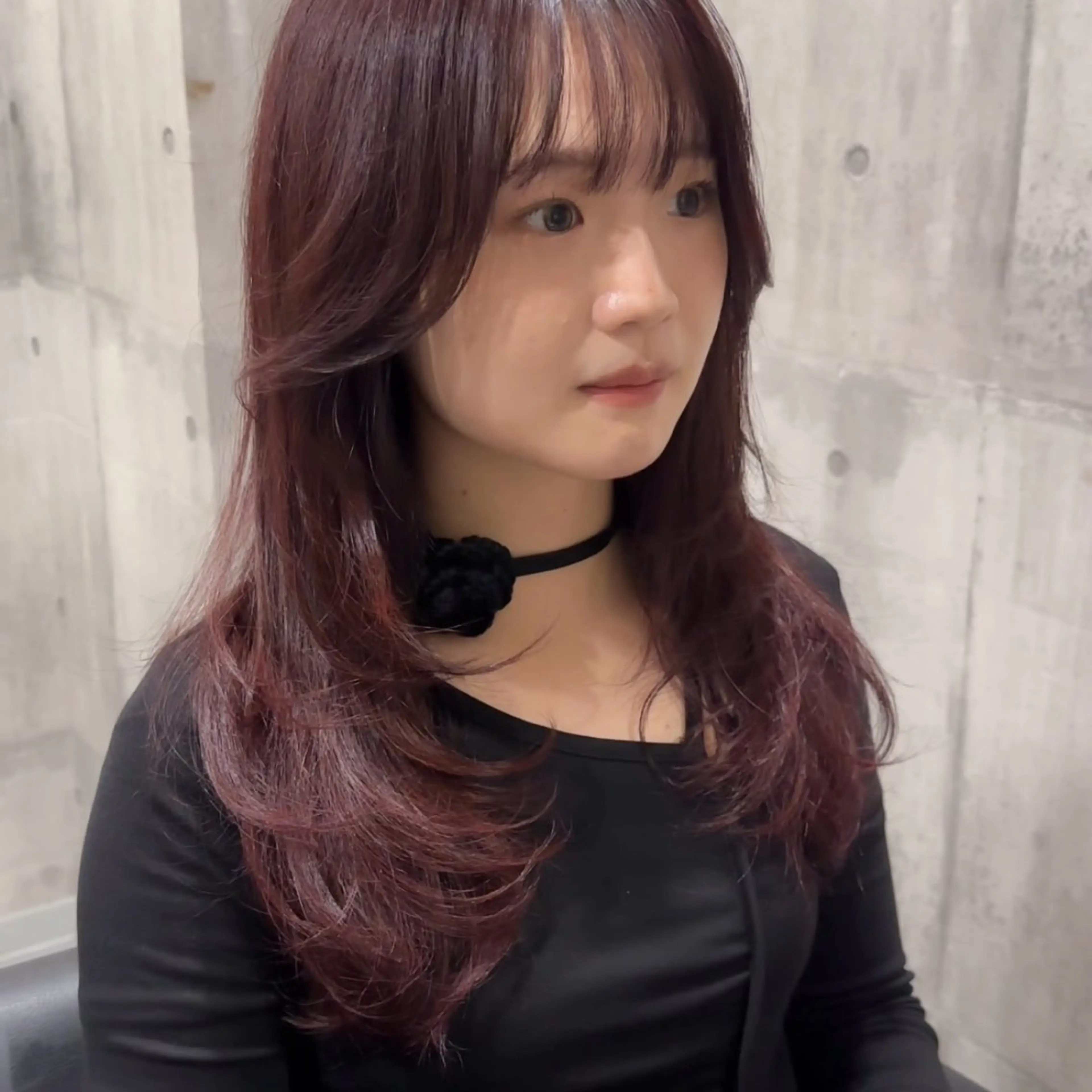 セミロング カラー ブリーチ ダブルカラー ブリーチなしカラー _WHITE +南海難波所属・YUMI YUMIのヘアスタイル