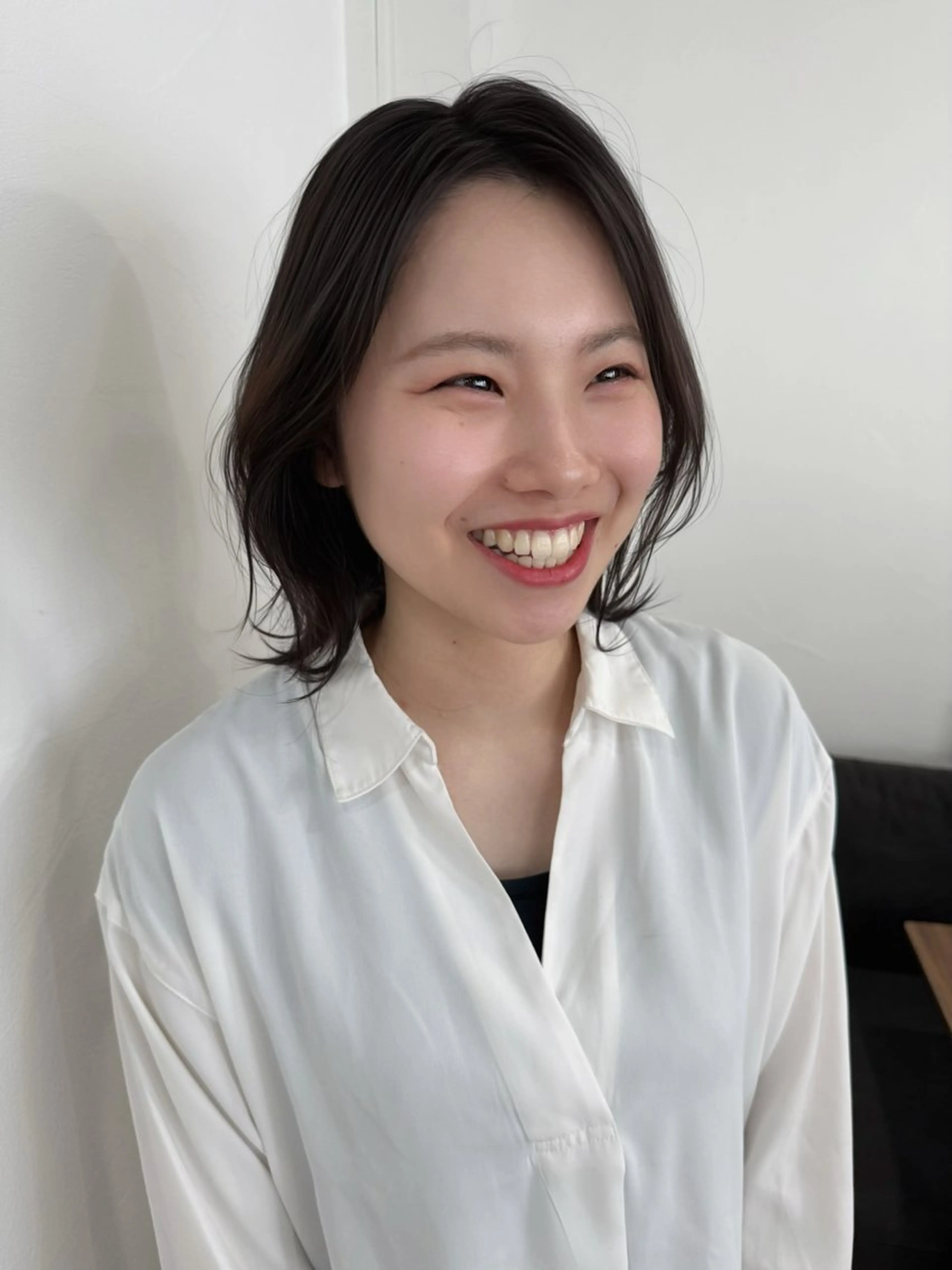 ショート レイヤーカット ロアヘアーコーディネート所属・ナチュラルヘア /透明感/長井遥陽のヘアスタイル