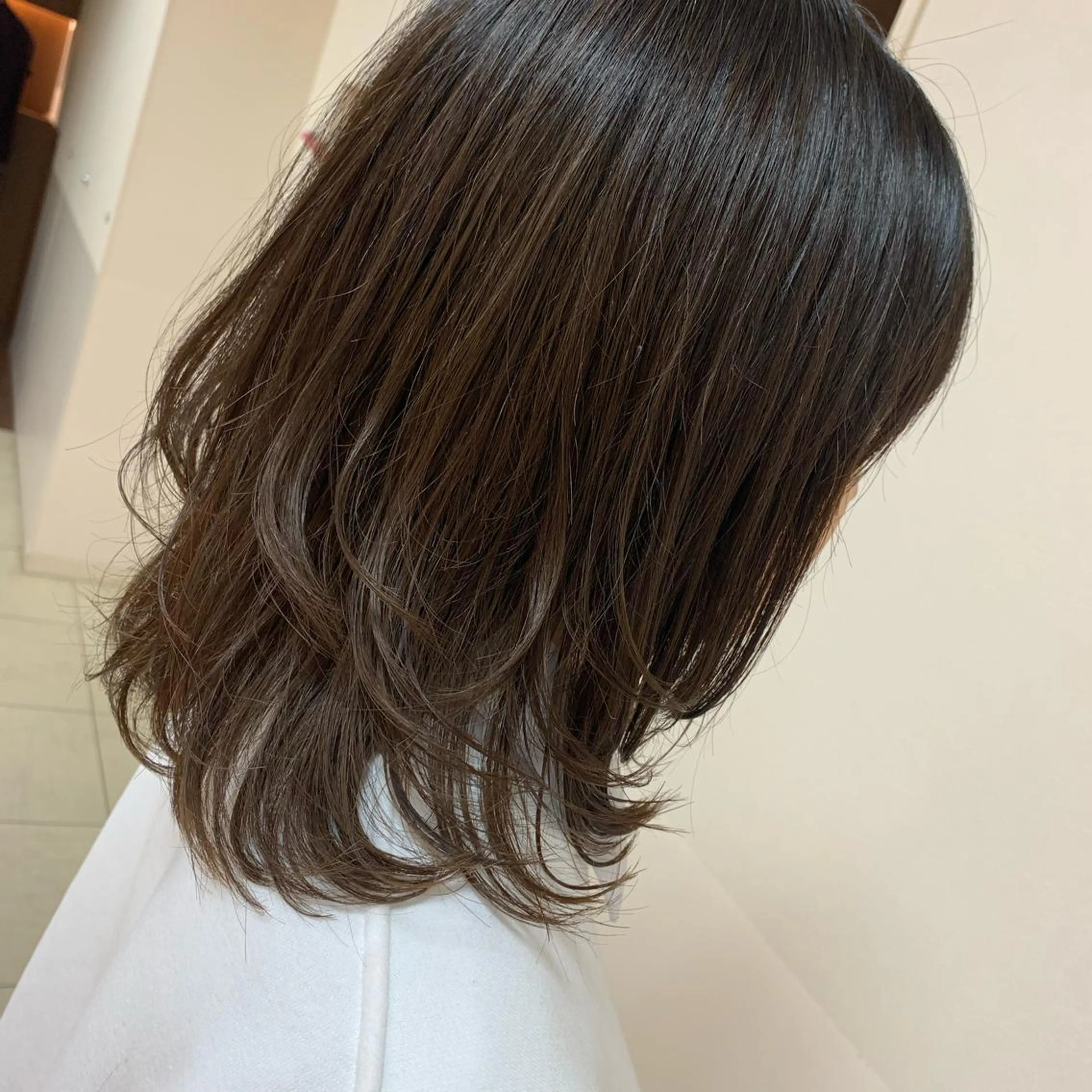 セミロング カラー ヘアアレンジ カット ヘアカラー トリートメント 【Sweep】おじま のぞみのヘアスタイル