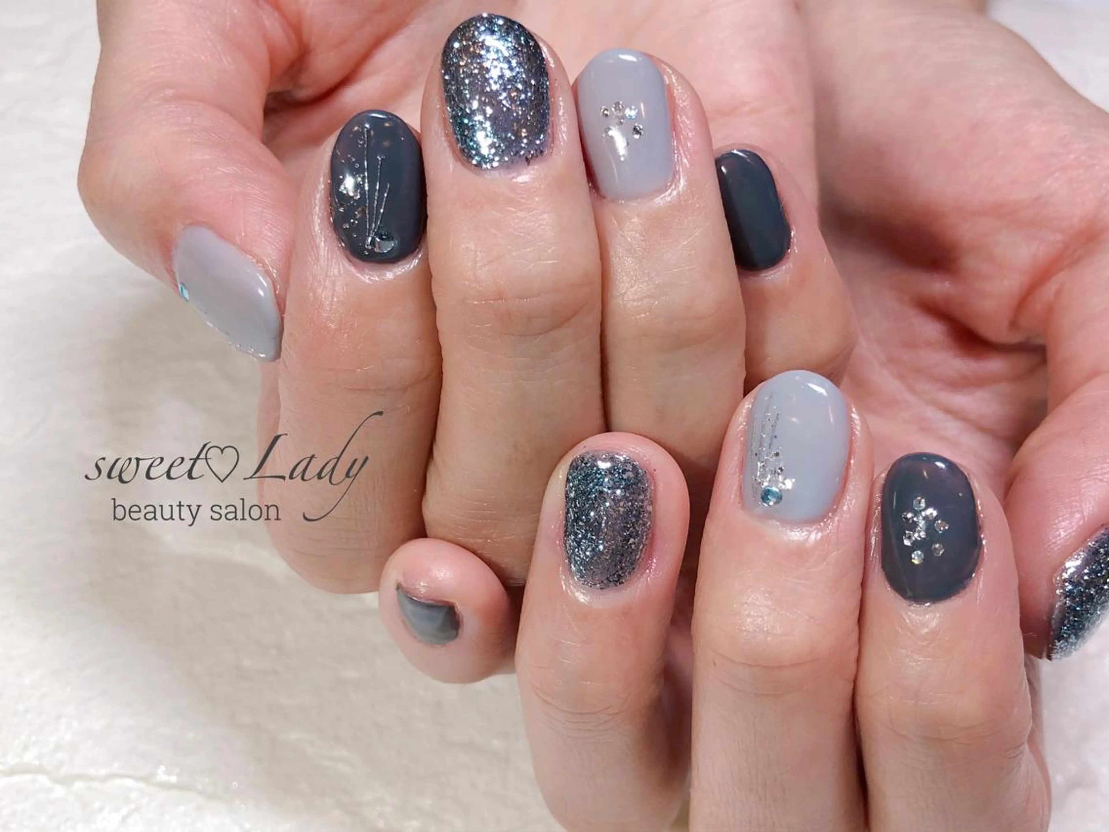 ネイル ラメ(グリッター) ネイビー ハンドネイル 藤本 まりこのネイルデザイン