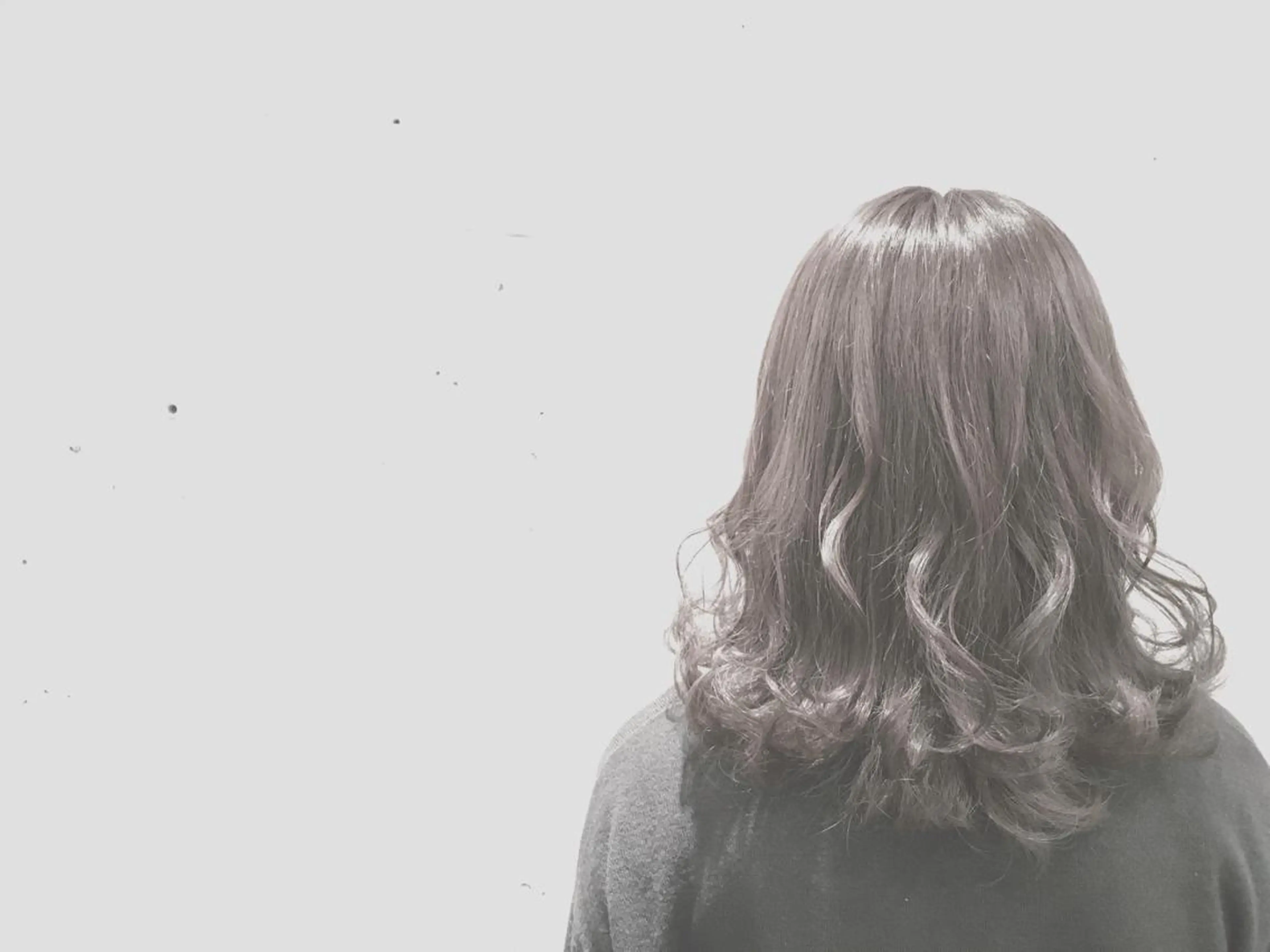 ロング カラー アッシュ ブリーチ 透明感カラー てんま さやかのヘアスタイル