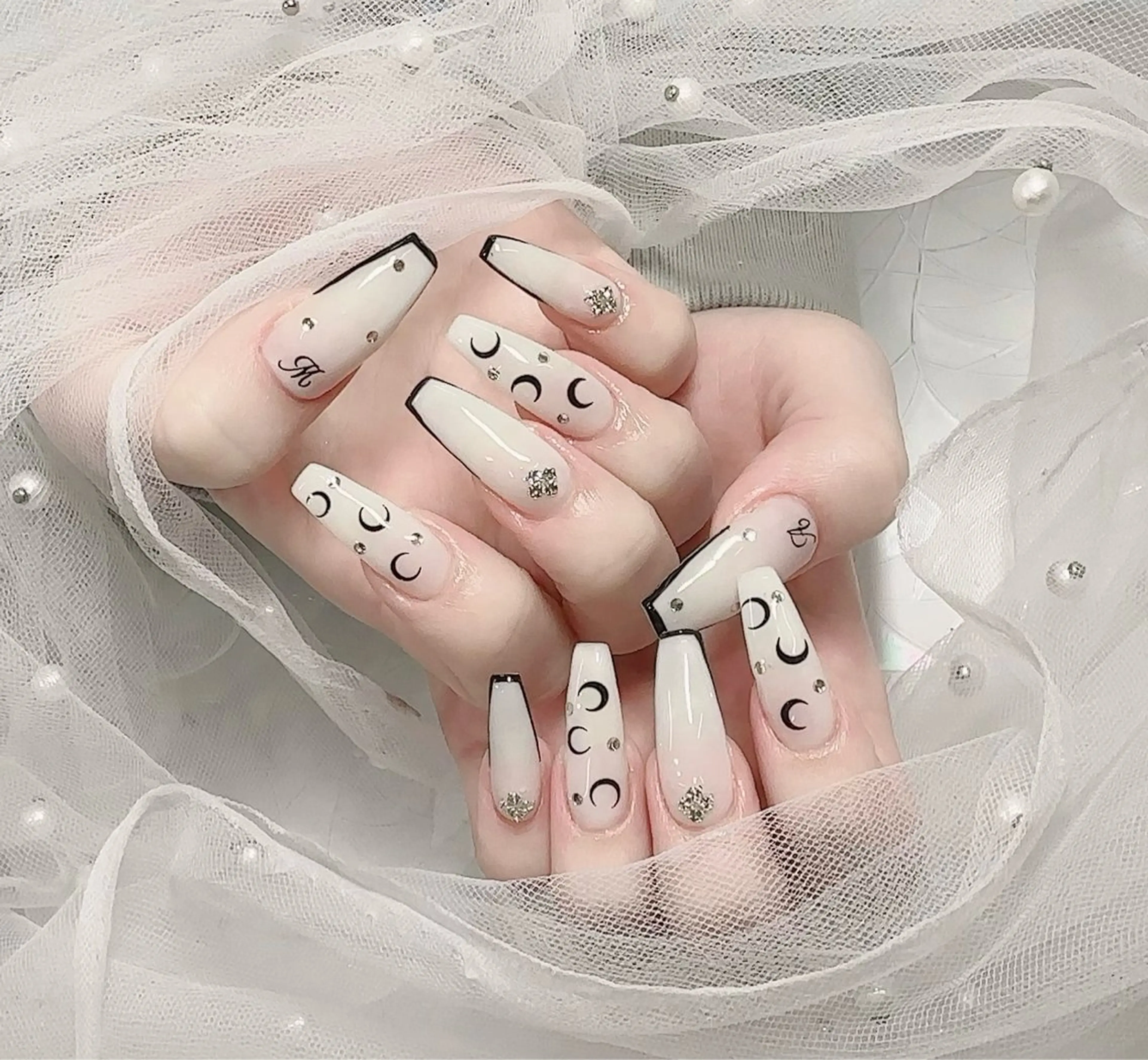 ネイル R salonのネイルデザイン