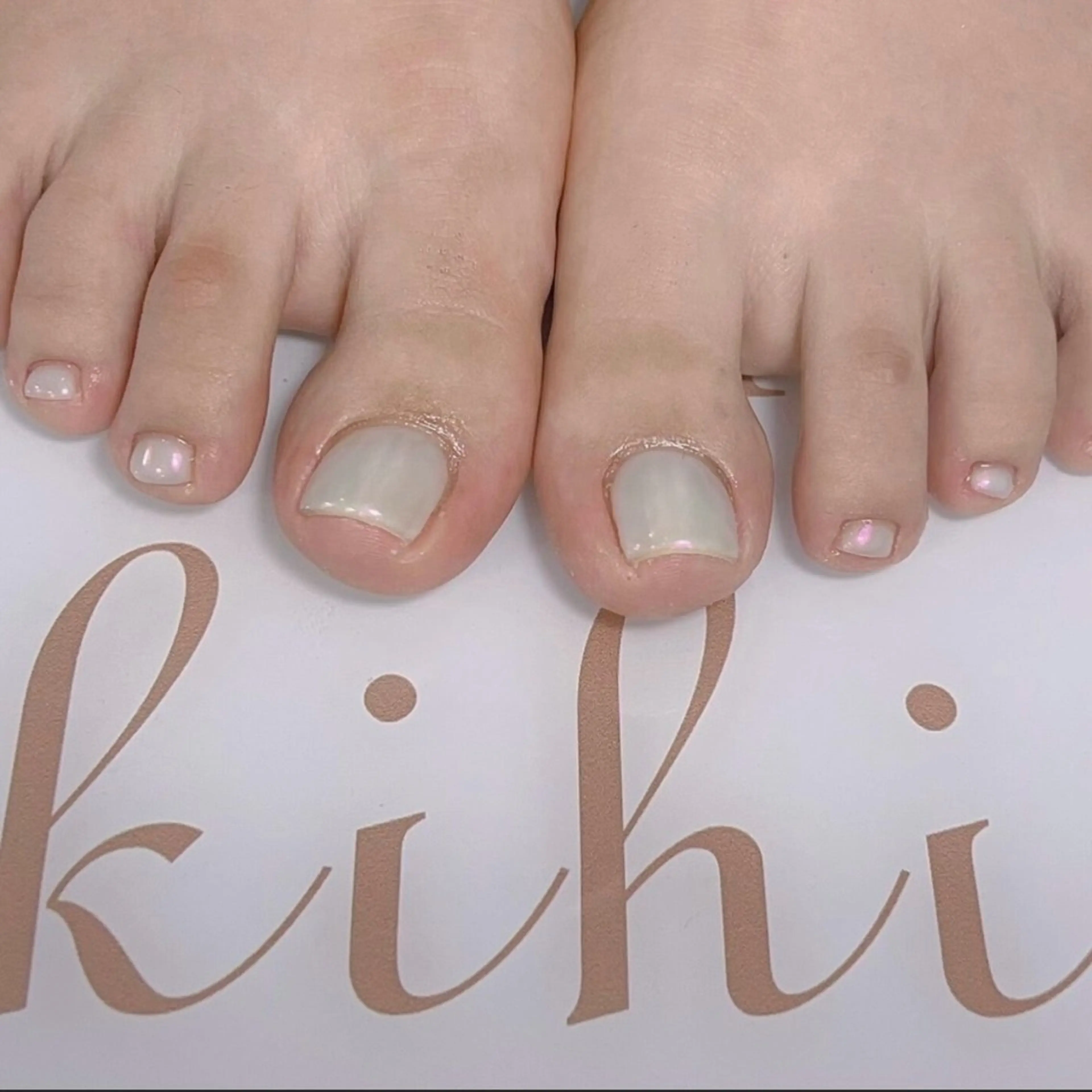 ネイル アートネイル フレンチネイル ジェルネイル グラデーション 韓国ネイル フットネイル さくら💮💮 【オフ無料】のネイルデザイン