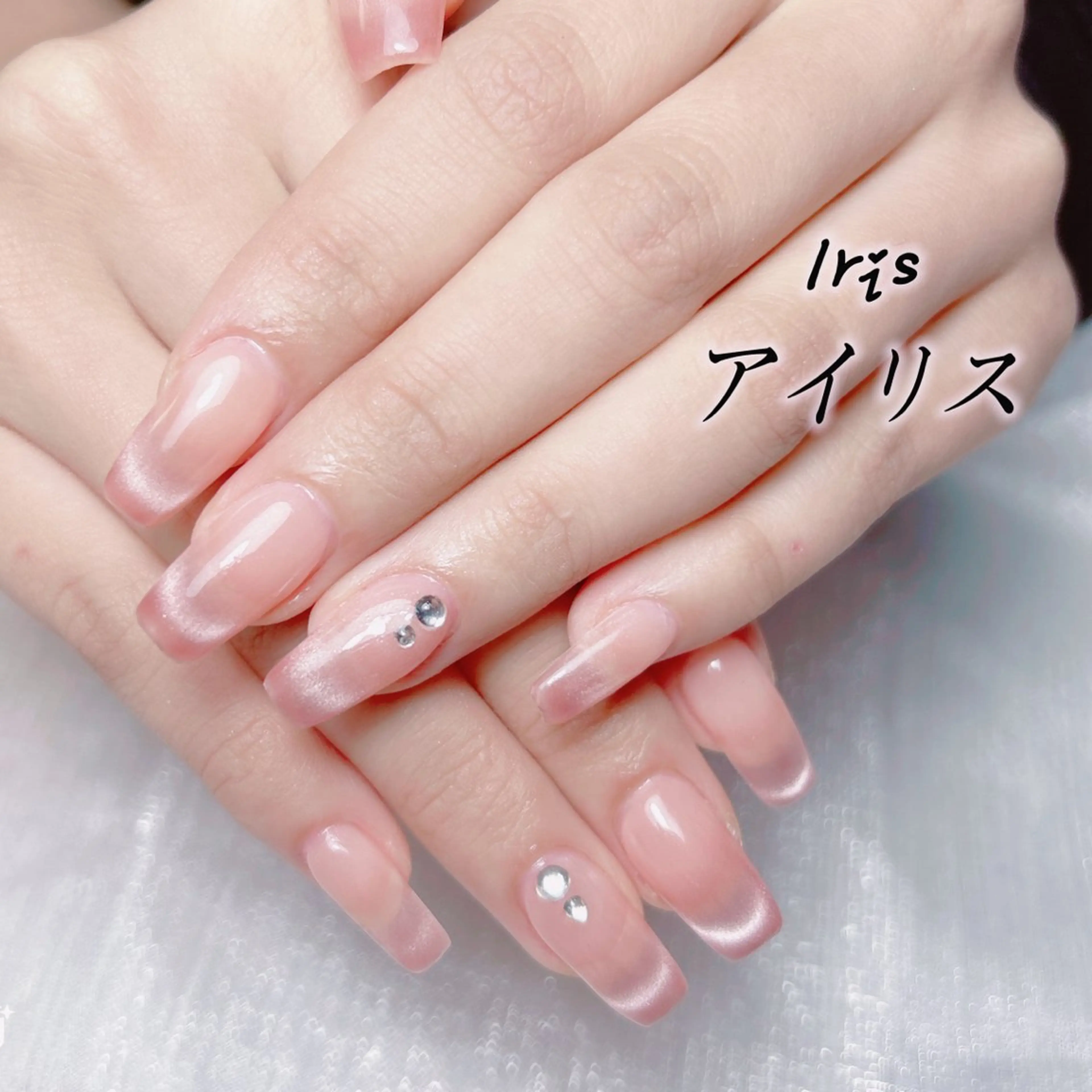 自爪💅大人気なマグネットフレンチ　ベース1️⃣色付け💕の写真