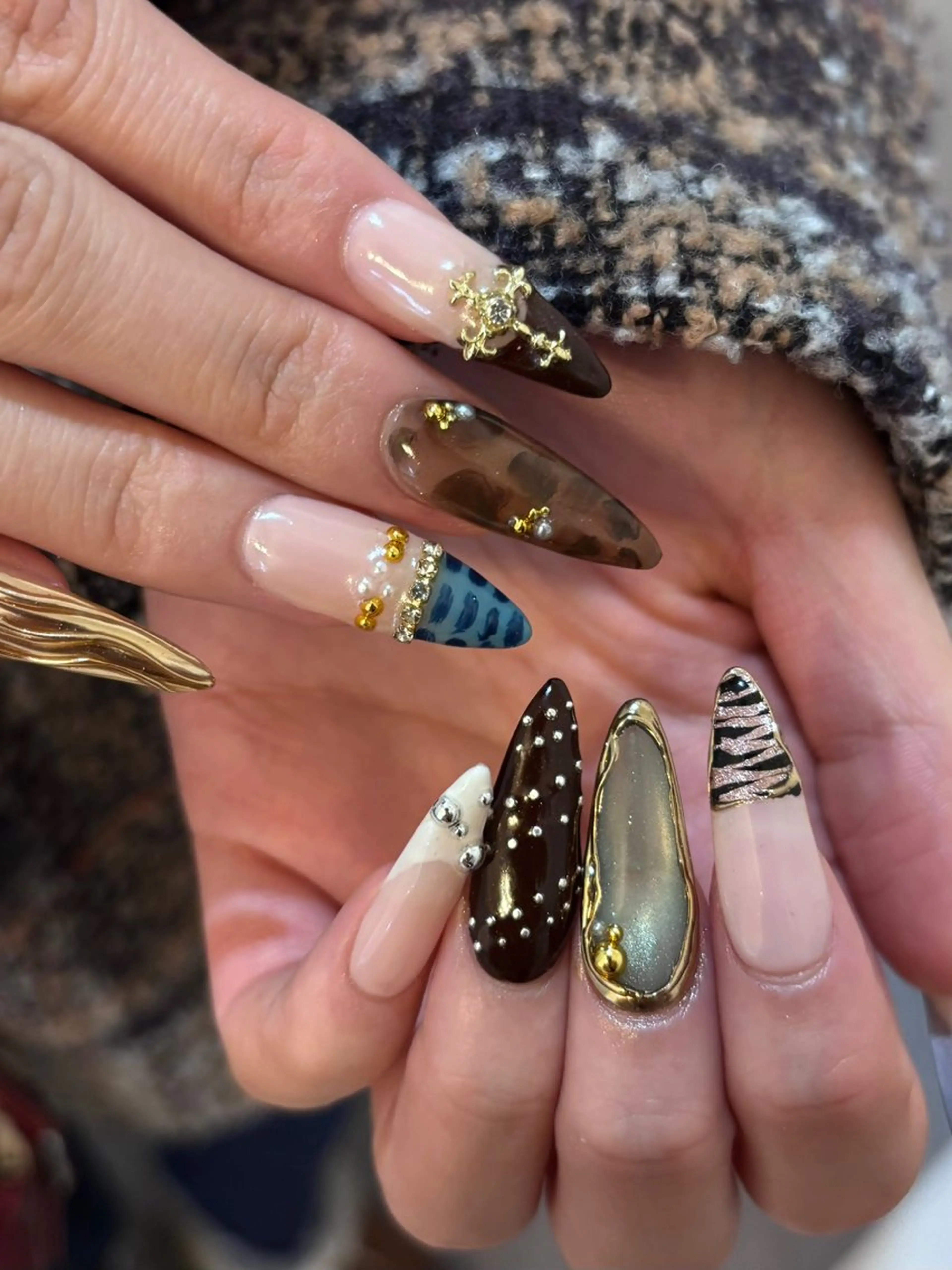 ネイル mimi 高石桃朱のネイルデザイン