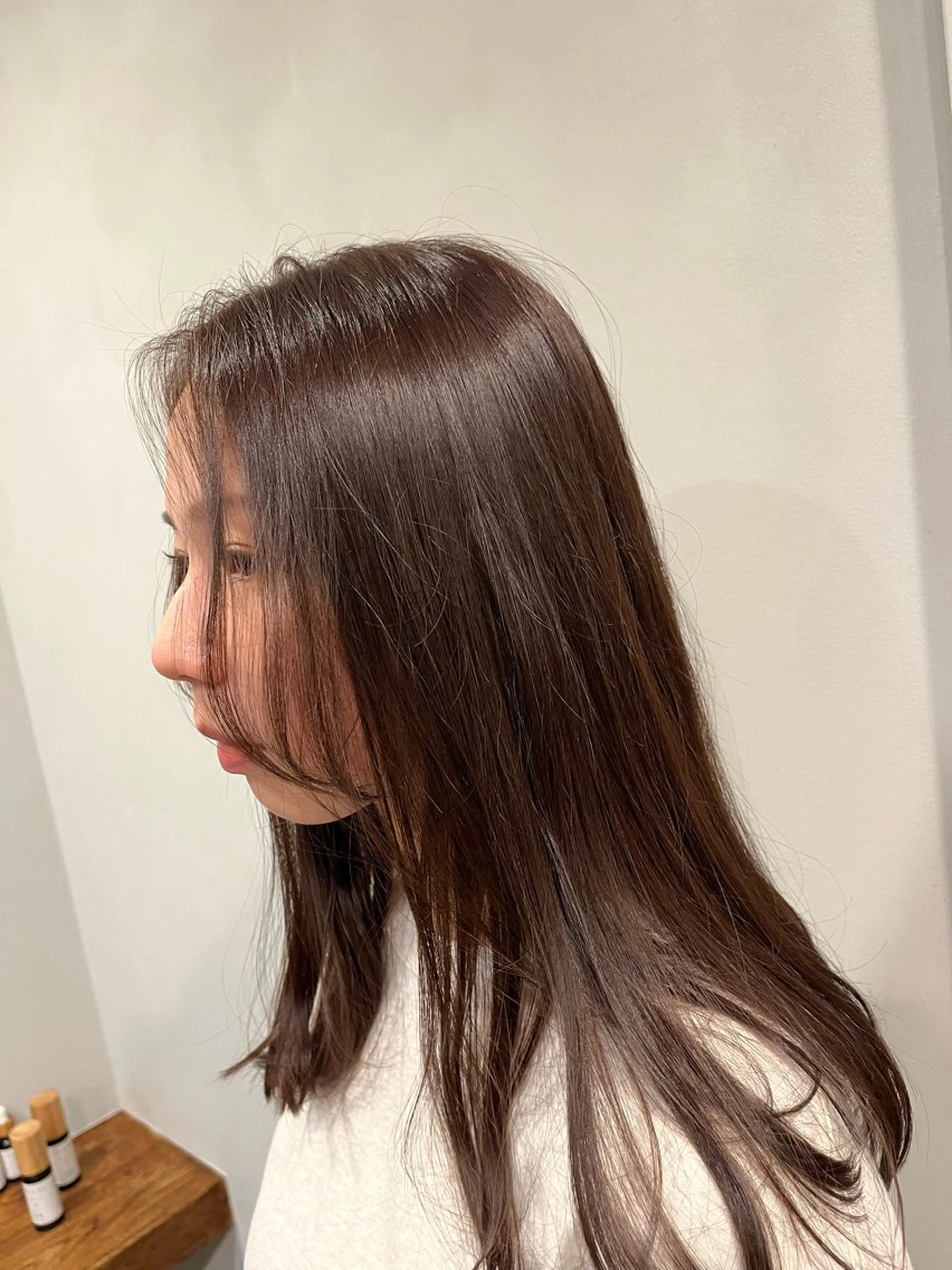 ロング カラー アッシュ アッシュグレー アッシュグレージュ グレージュ ヘアカラー こんの かいのヘアスタイル