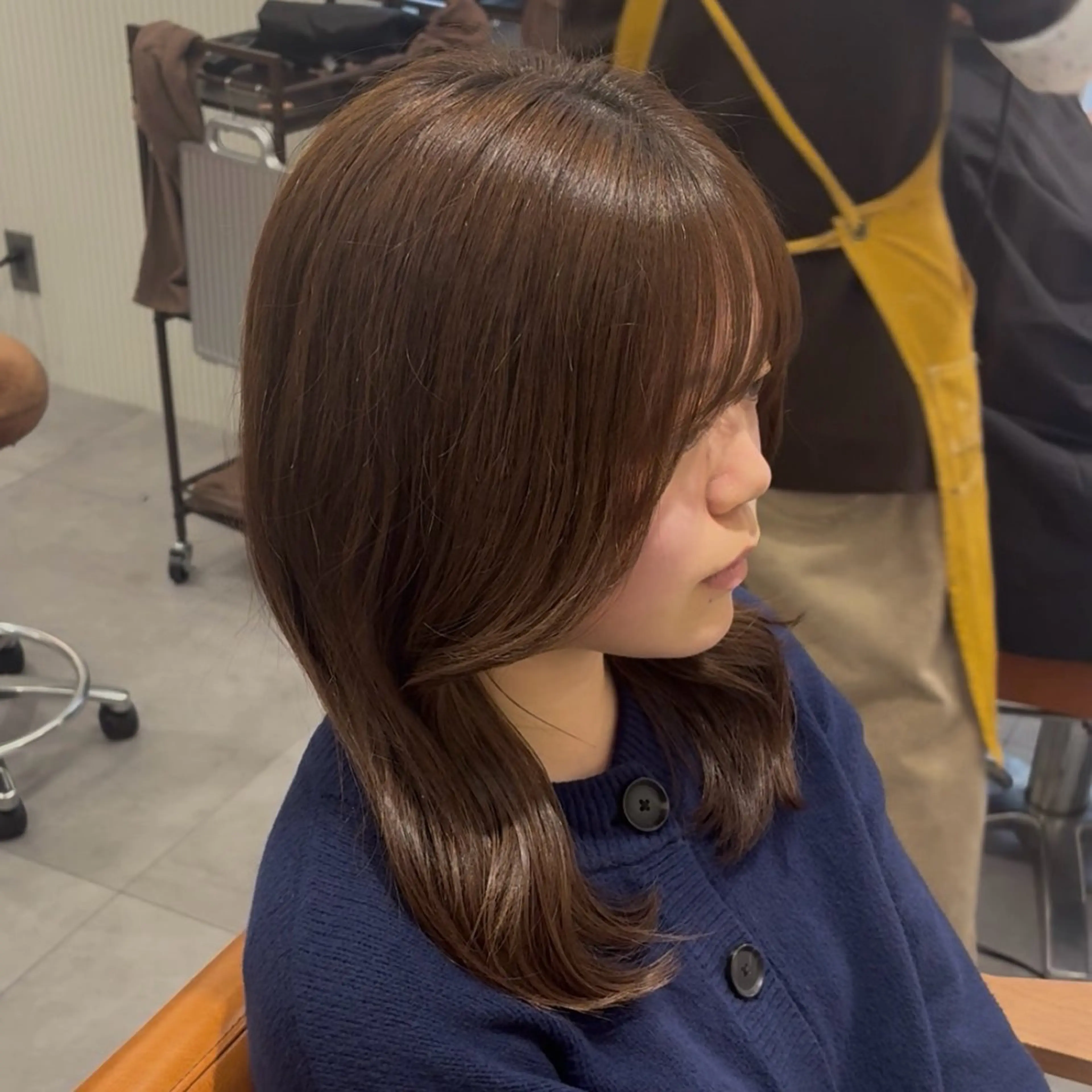 セミロング カラー ブラウンカラー カット ヘアカラー トリートメント 加藤 麻夢のヘアスタイル