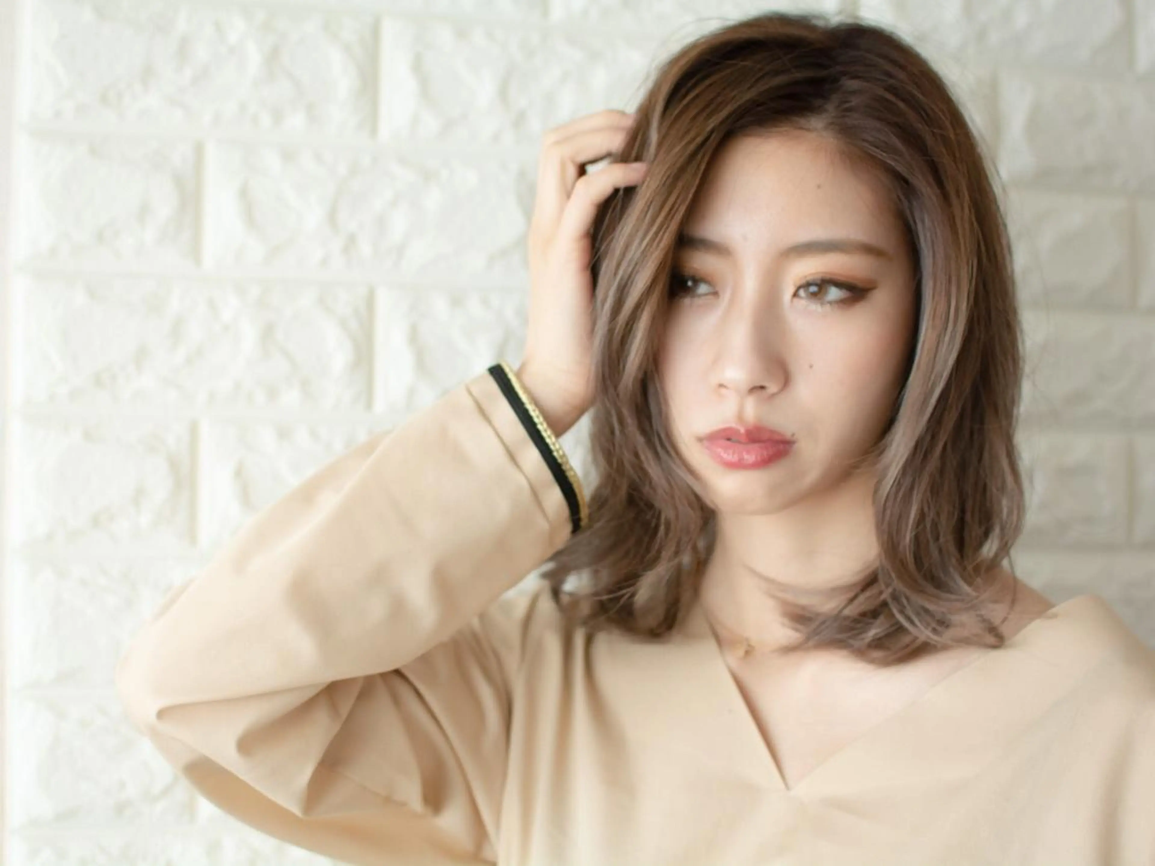 セミロング カラー ショートボブ ベージュカラー ブルーカラー ブルージュ グレージュ 撮影モデル 斉藤 正敏のその他イメージ