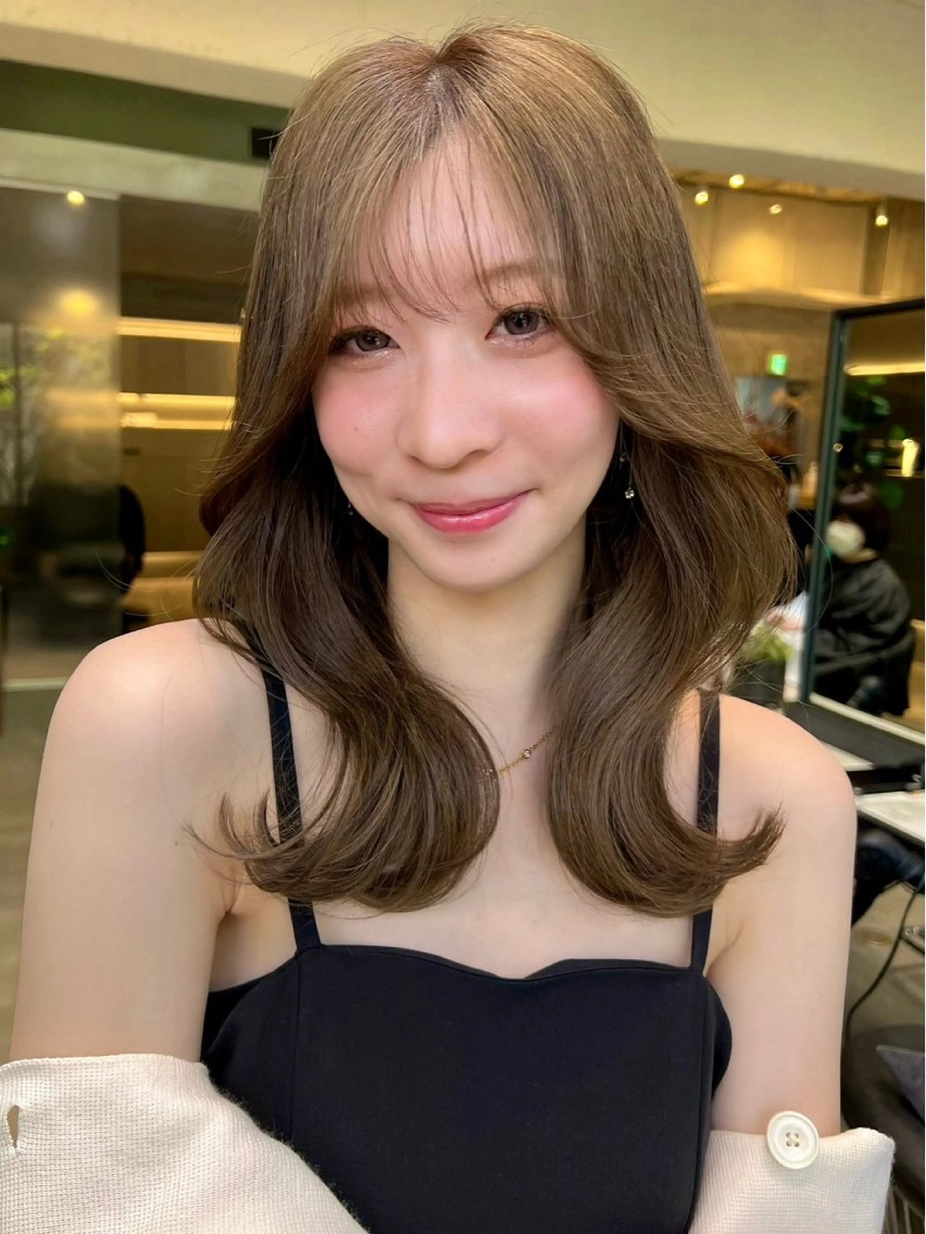 セミロング ヘアカラー ANFINI所属・さくら/ カラー/縮毛矯正のヘアスタイル