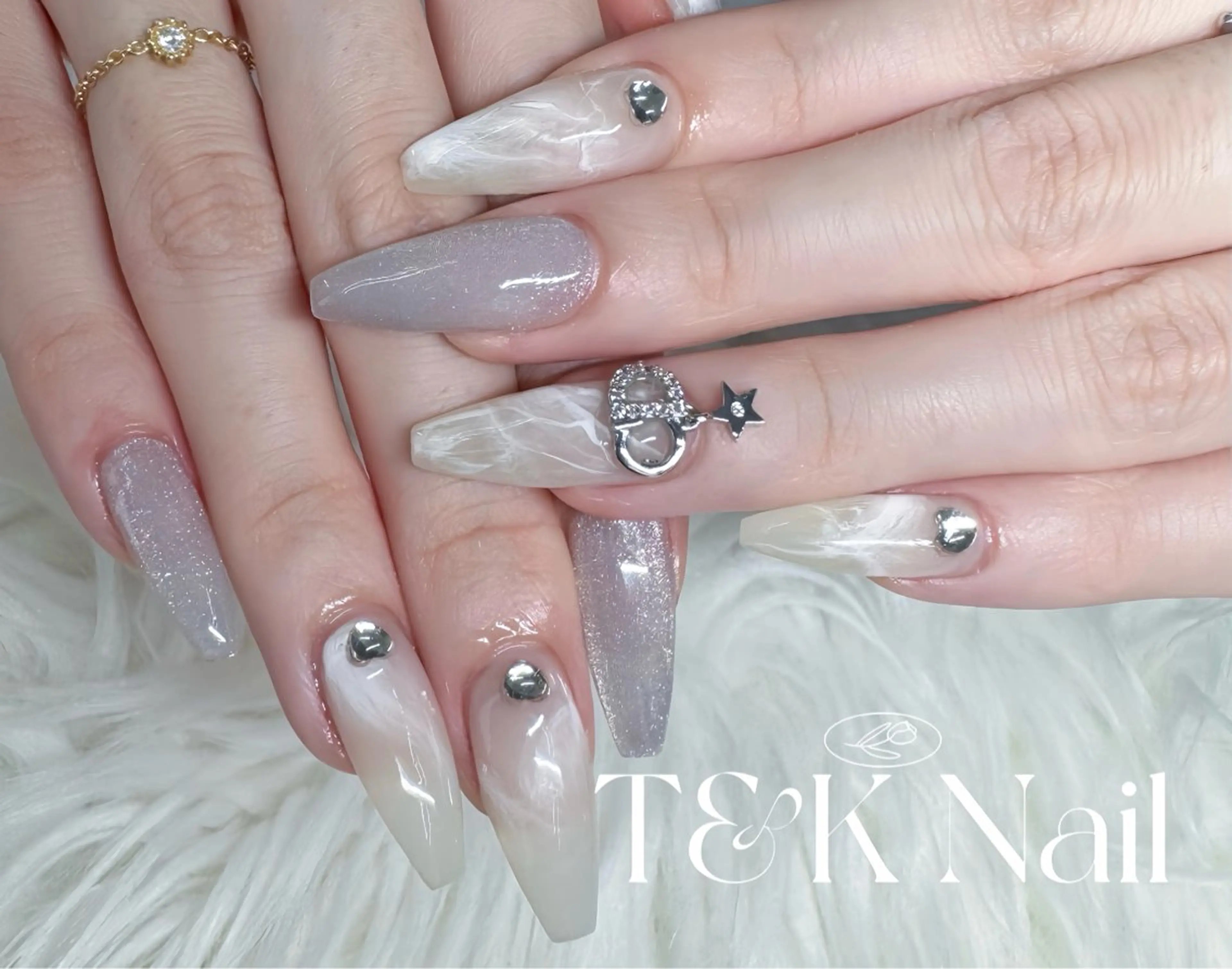 ネイル ハンドネイル ༺༒T&K nail ༒༻のネイルデザイン