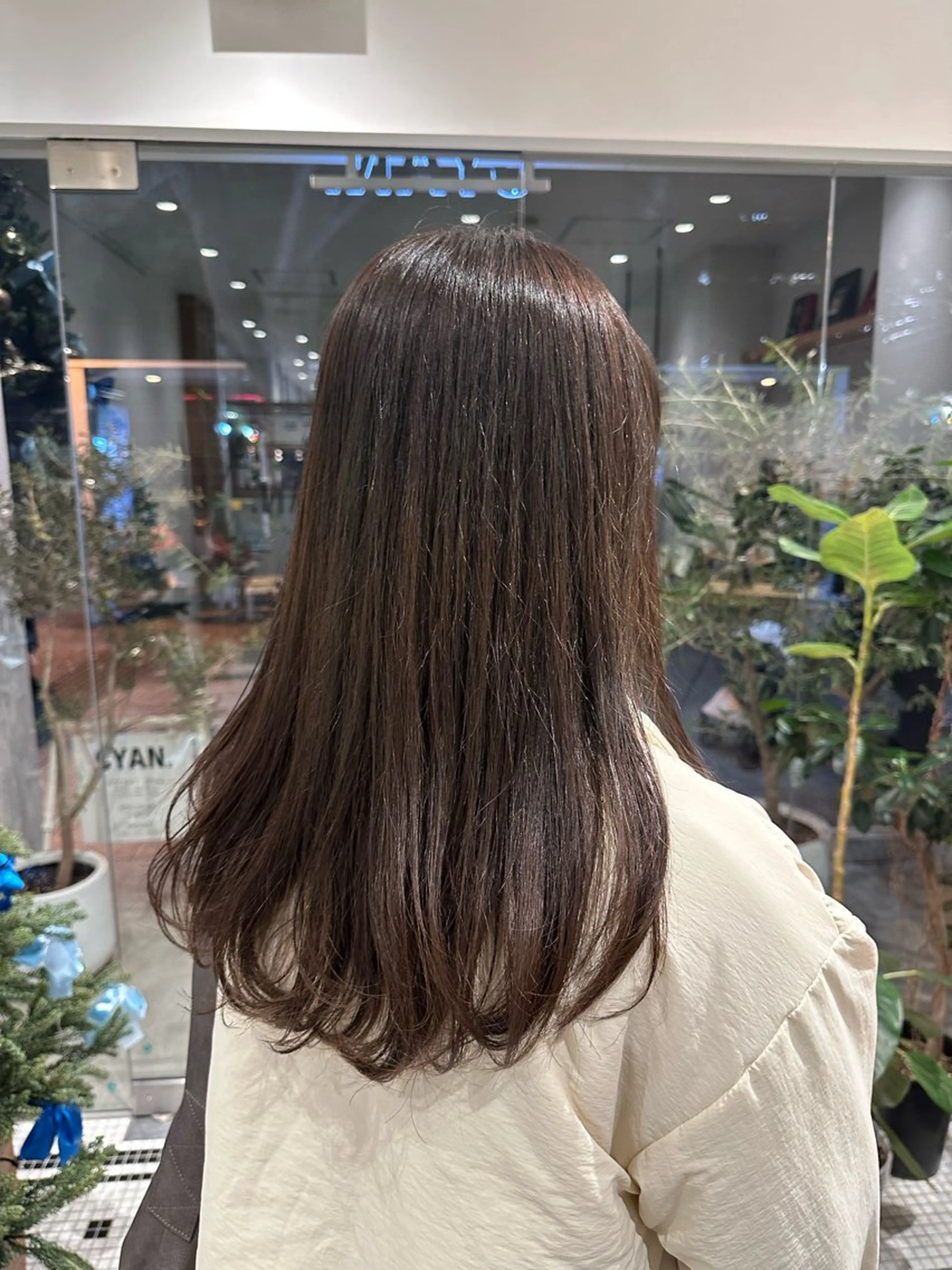 セミロング カラー 井村 晃琉のヘアスタイル