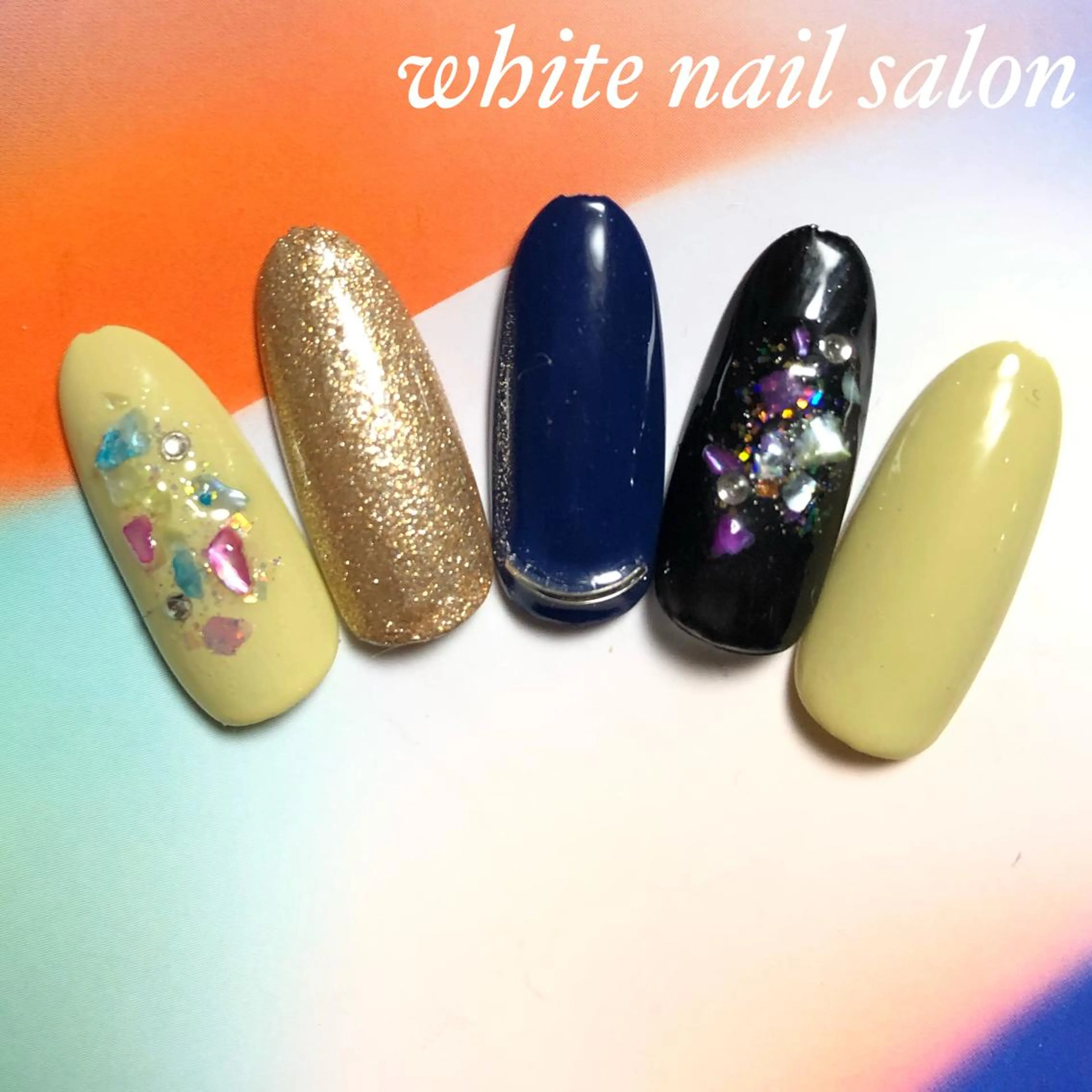 ネイル ジェルネイル ホログラムネイル シルバー シンプルネイル ハンドネイル white nail salonのネイルデザイン