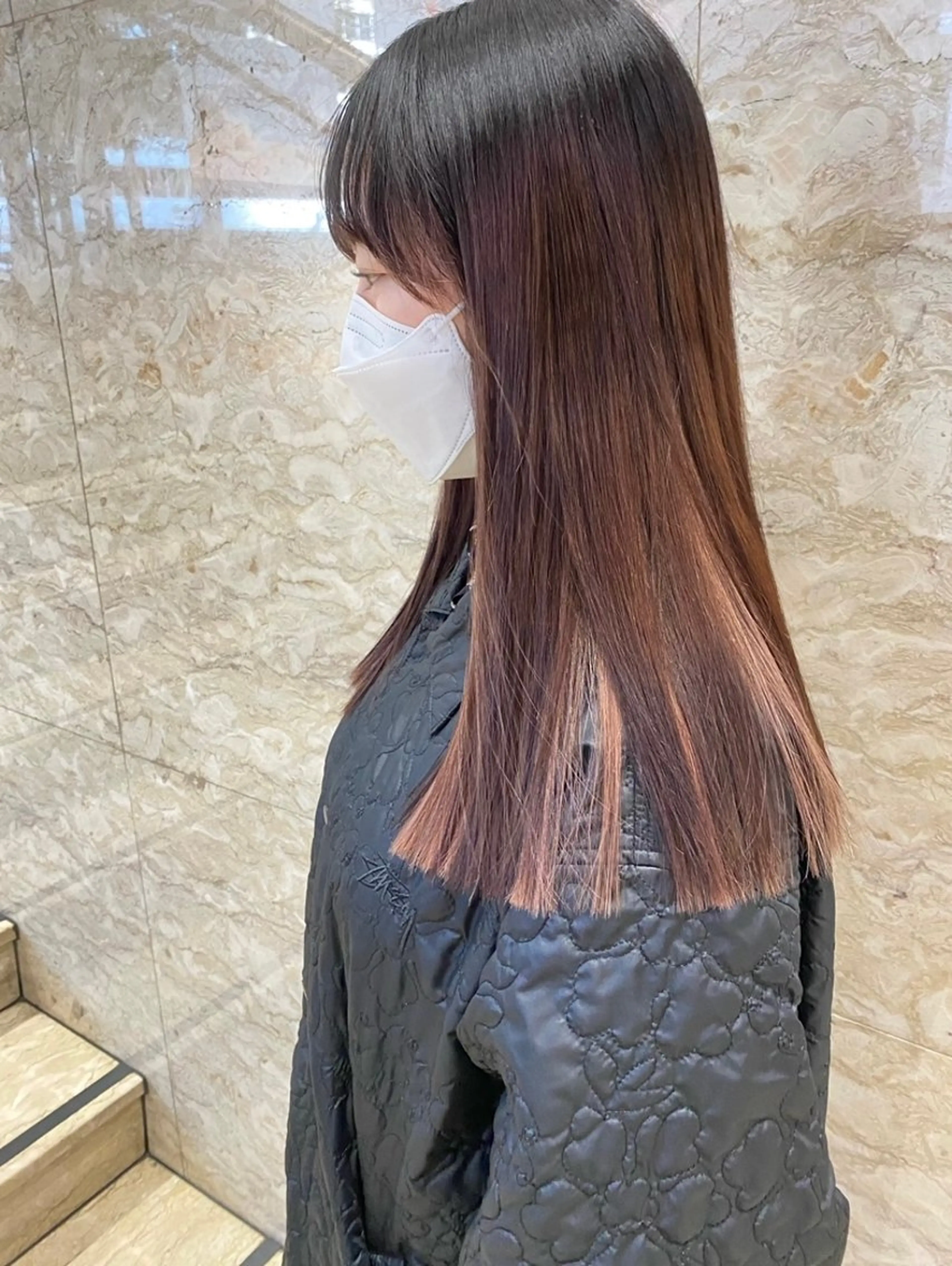 ロング カラー インナーカラー カット ヘアカラー トリートメント erika /韓国ヘアのヘアスタイル