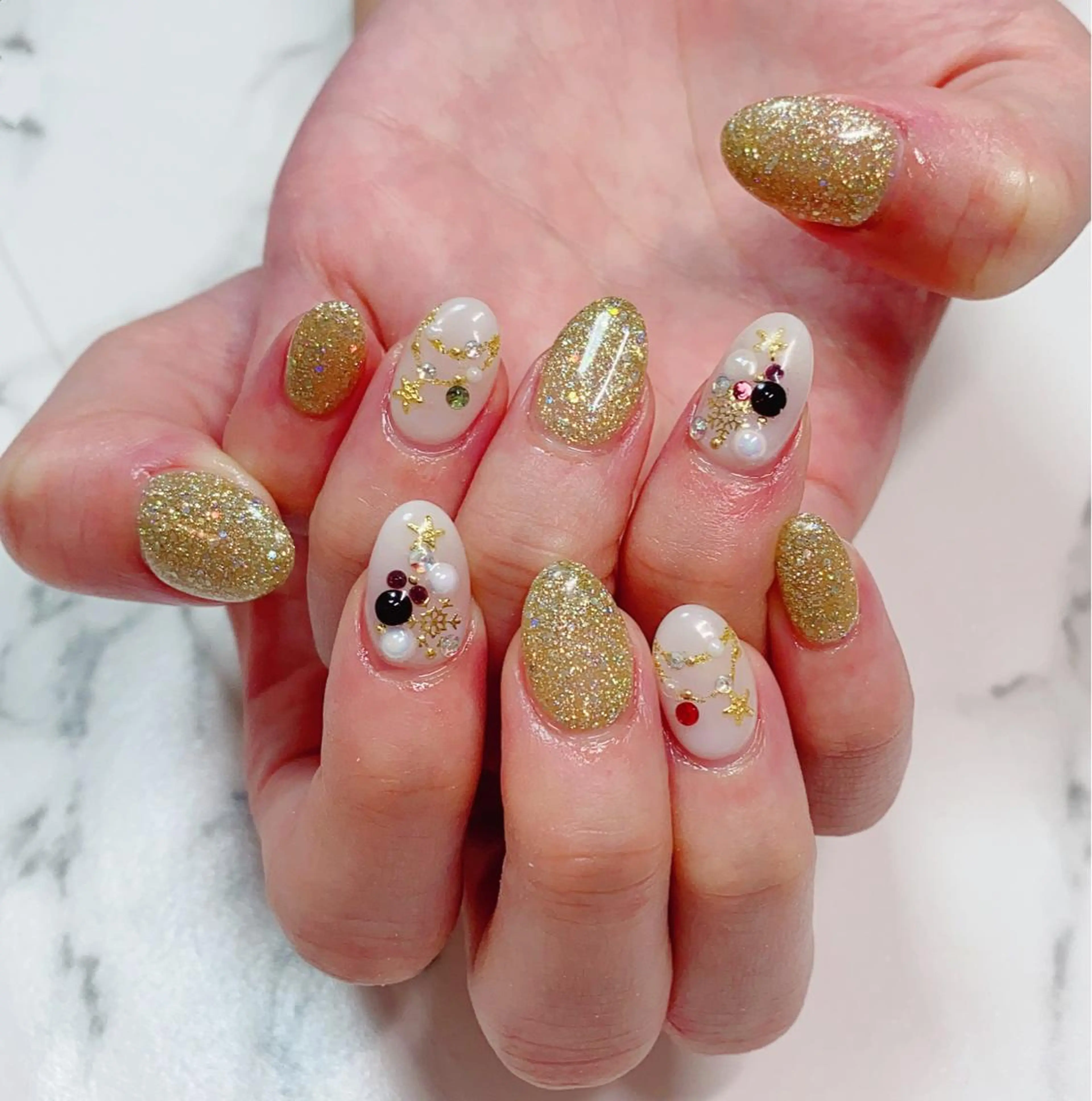 ロング カラー ネイル アートネイル 長さ出し Q Free nailsのネイルデザイン