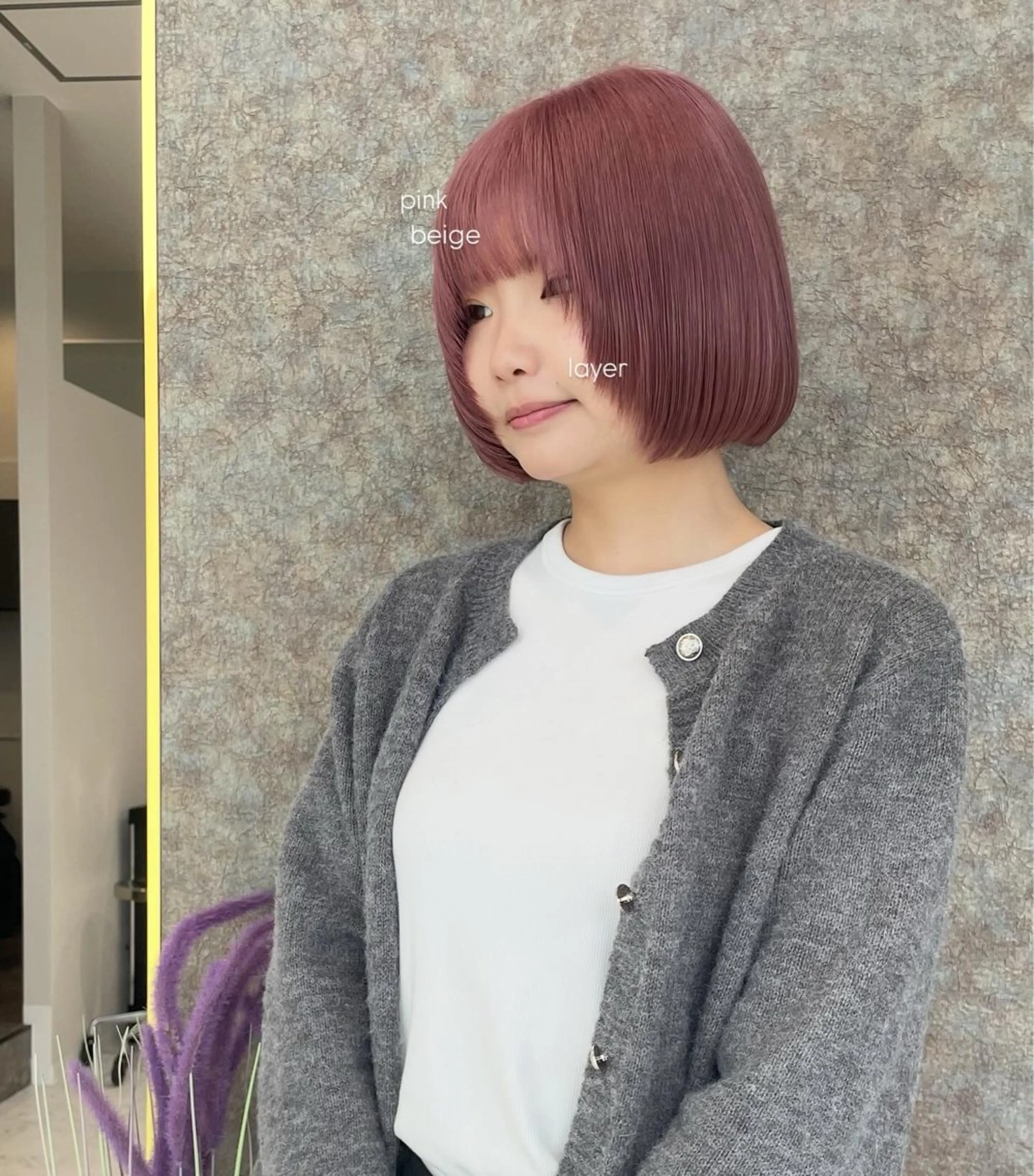 ショート カラー ベージュカラー ピンクカラー ピンクベージュ ボブ 顔まわりレイヤー moe🥣ﾚﾃﾞｨｰ ｽ特化/透明感ｶﾗｰのヘアスタイル