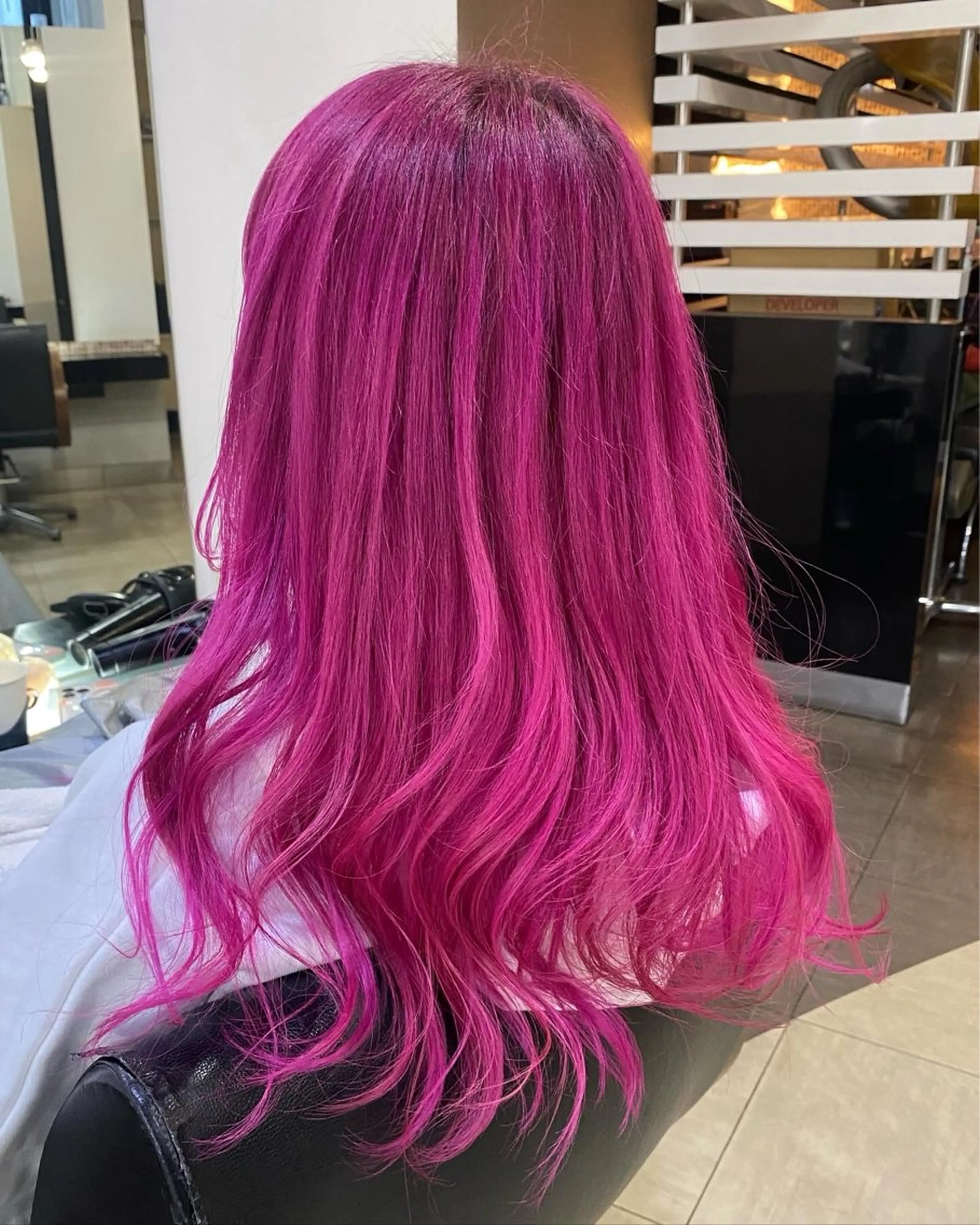 ロング カラー ヘアアレンジ ピンクカラー DISCOHAIRsanc（ルジャルダン町田）所属・烏山 達也のヘアスタイル