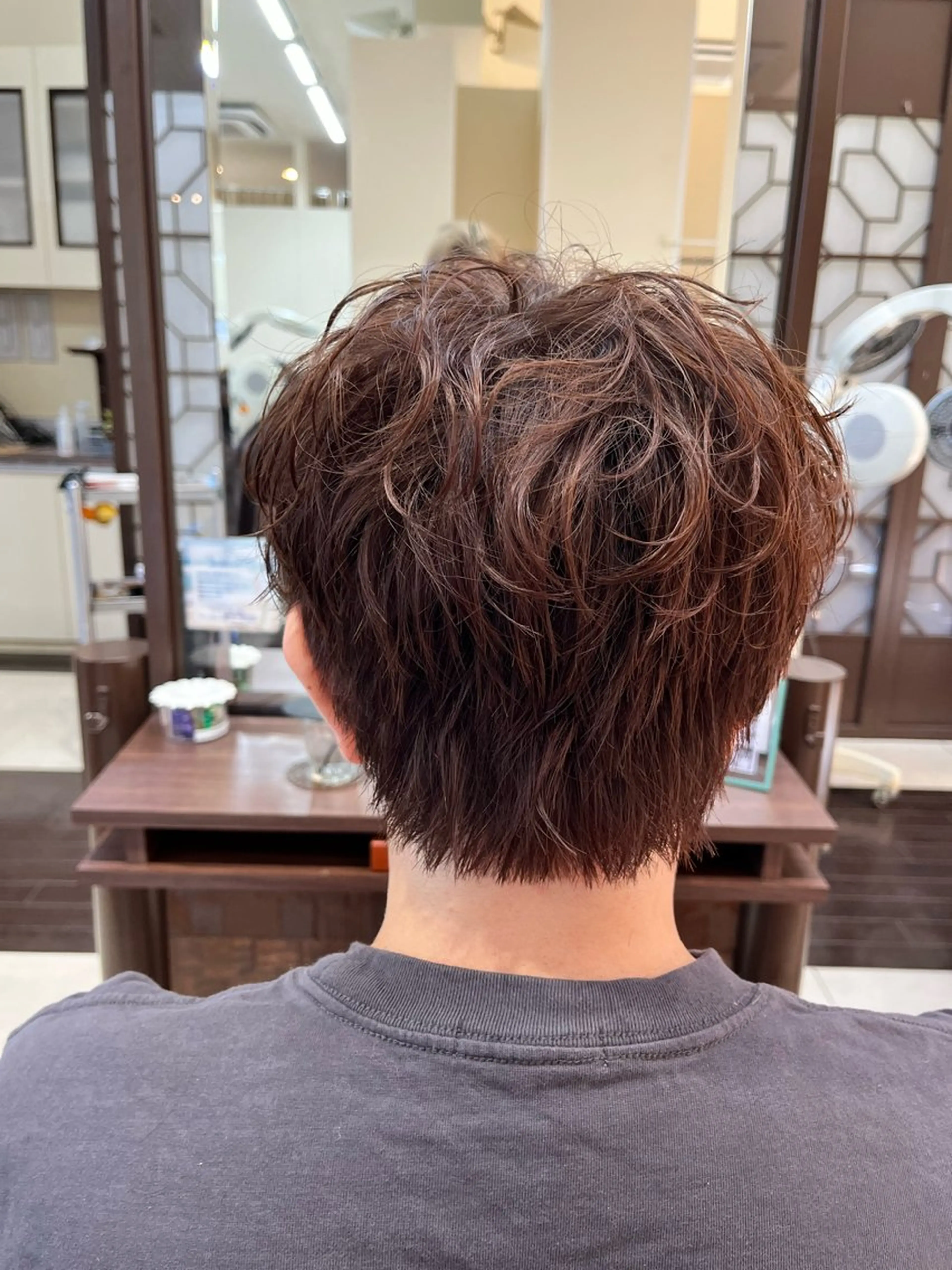 ショート カラー パーマ メンズ マッシュウルフ マッシュ メンズウルフカット ブラウンカラー ウルフカット AROH  men's cut&men's perm 船橋店所属・🧊メンズ特化🧊 高木航希のヘアスタイル