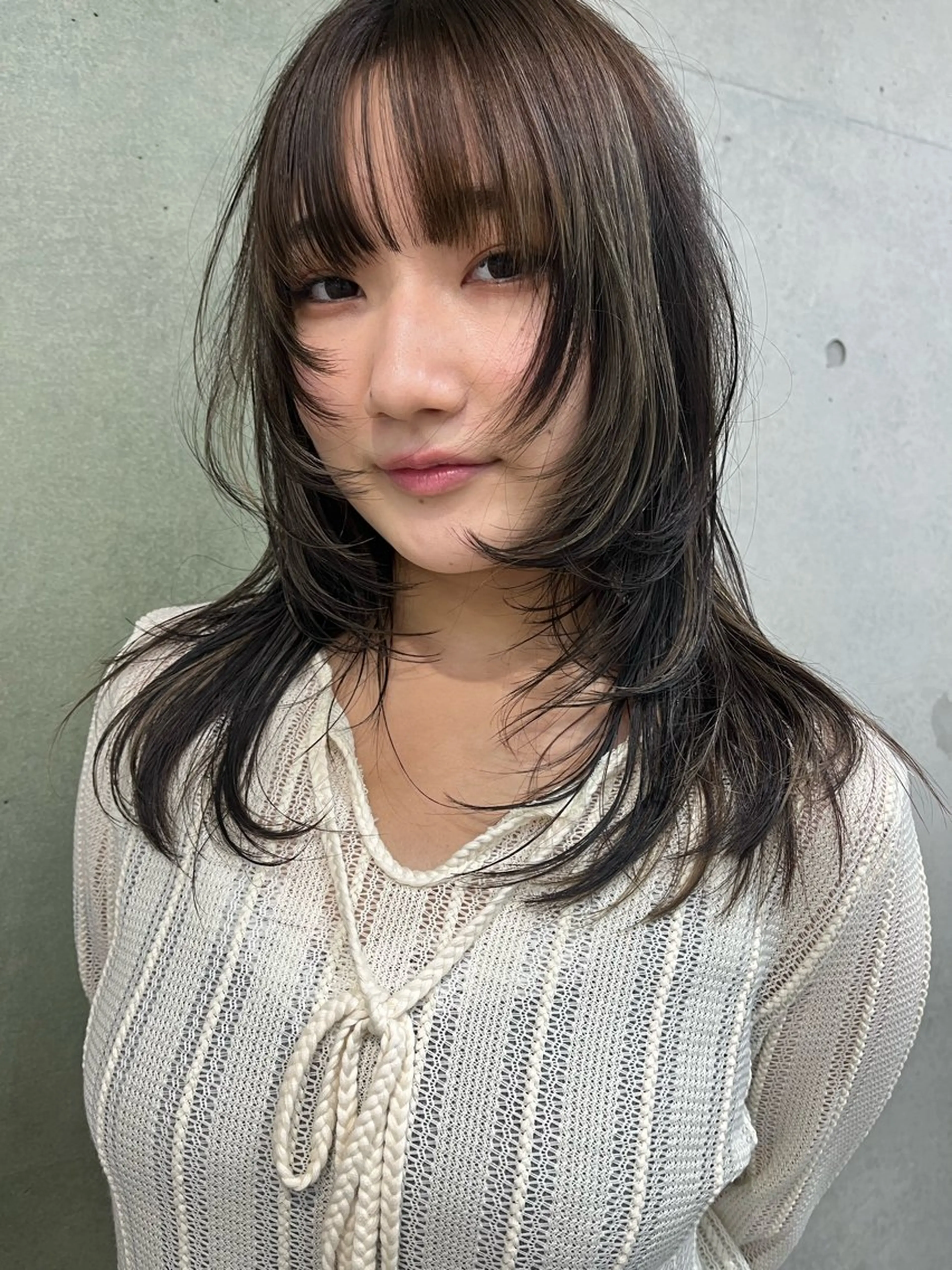 セミロング 田中 里奈のヘアスタイル