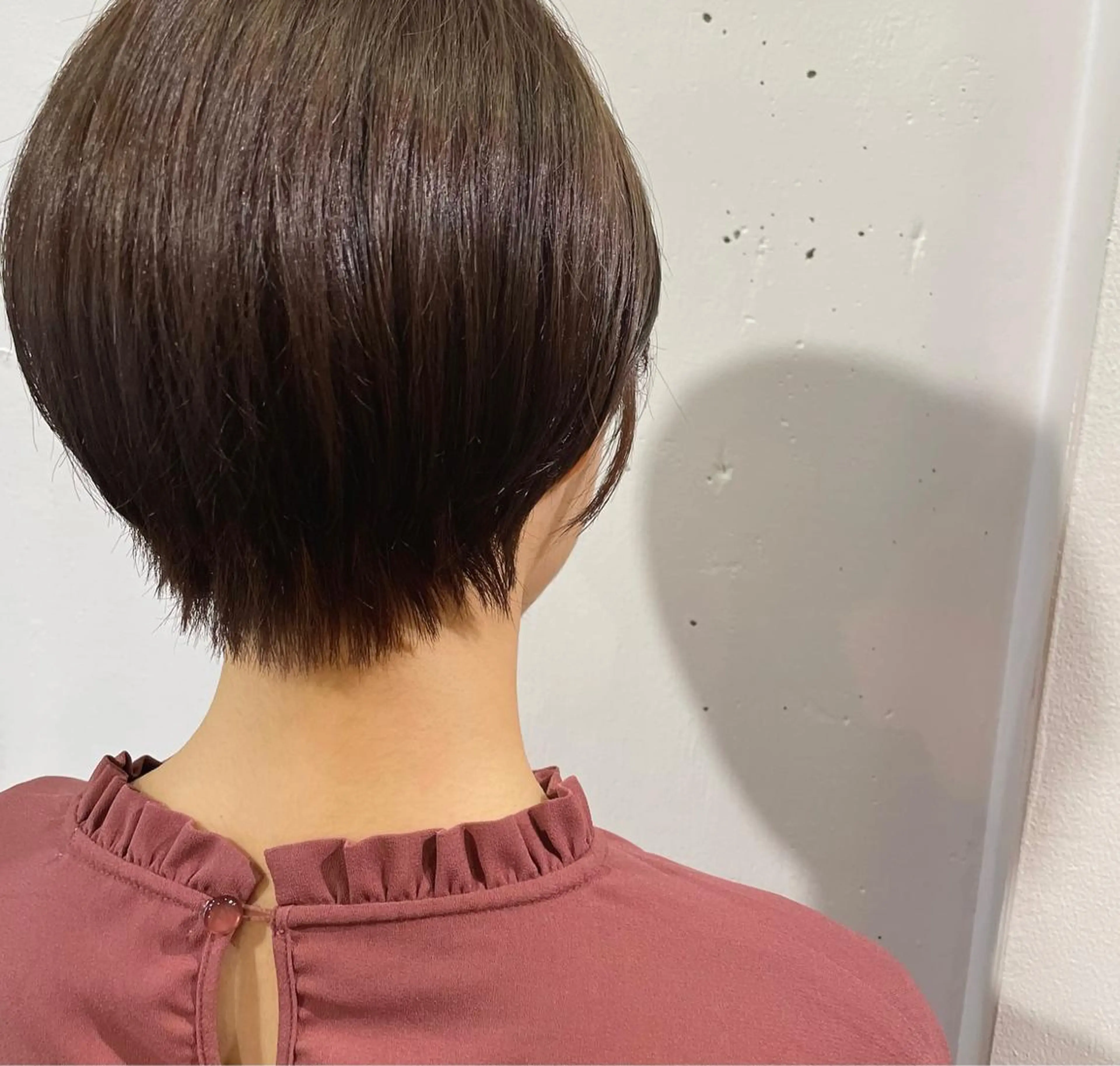 ショート カラー カット ヘアカラー ブリーチなしで透け感 暖色カラーボブaoiのヘアスタイル