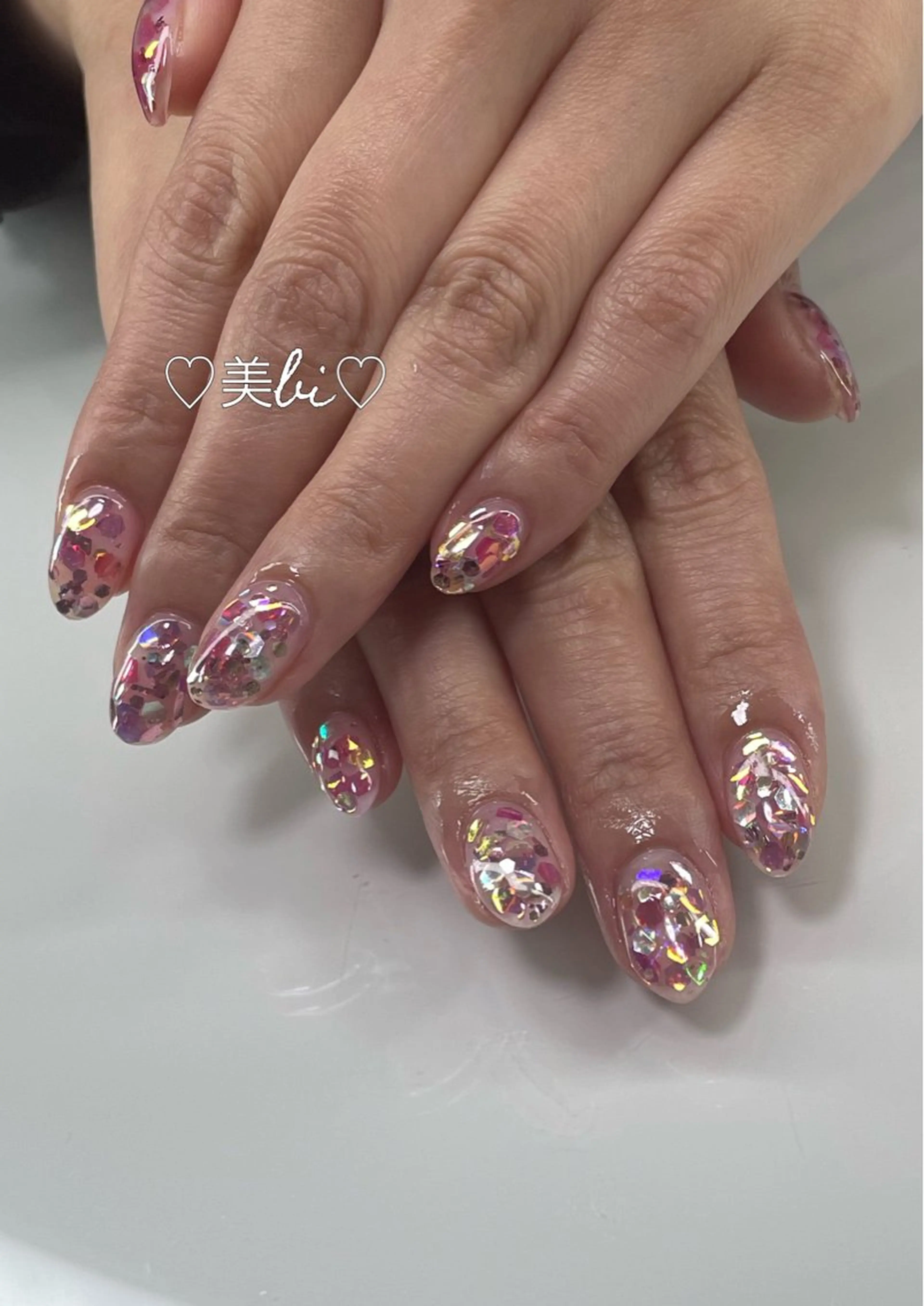 ネイル アートネイル フラッシュネイル ラメ(グリッター) ワンカラーネイル シルバー ♡Bivi♡自爪に 優しいネイルサロンのネイルデザイン