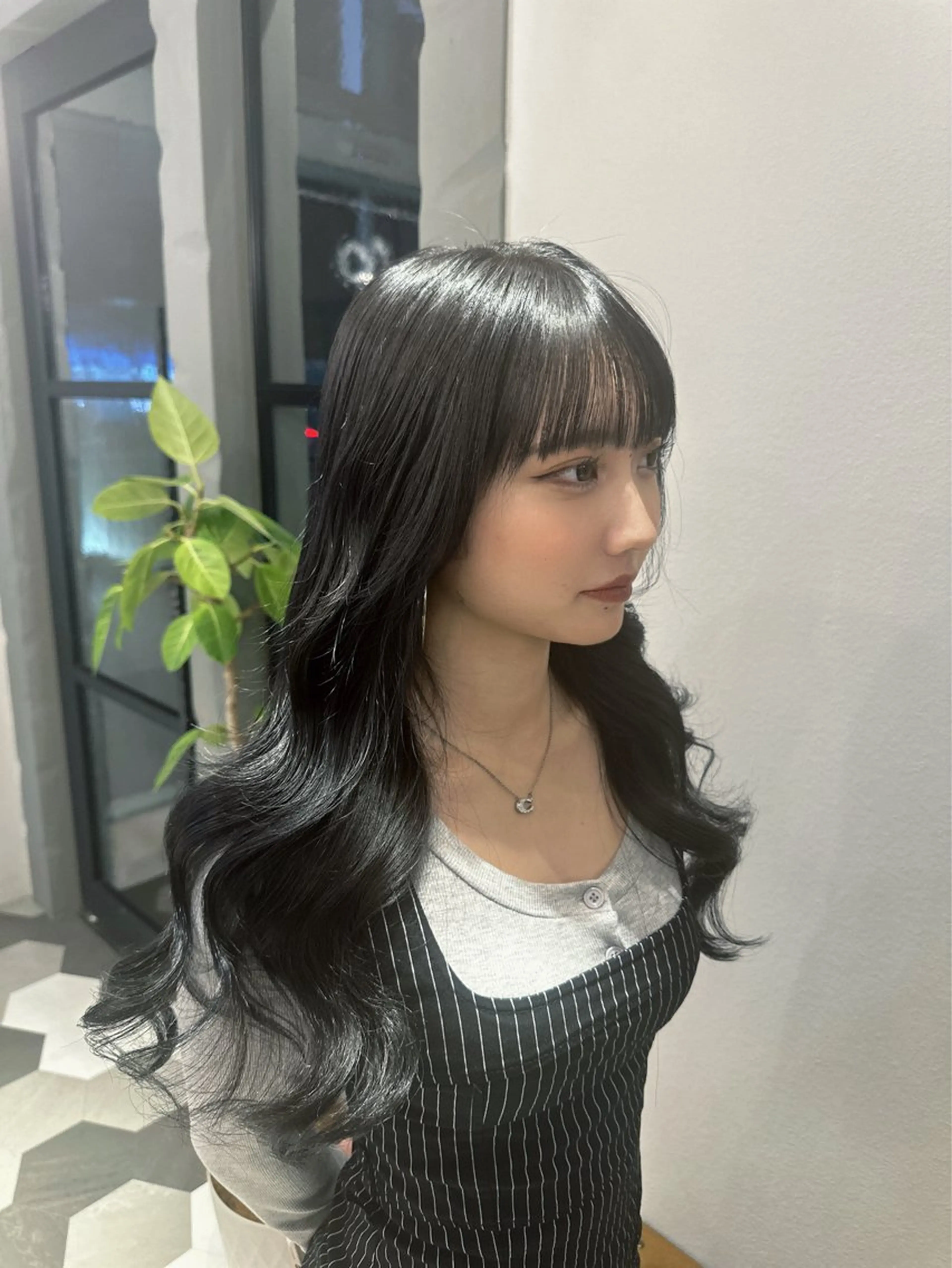 ロング 透明感カラー/レイ ヤーカット/KaHoのヘアスタイル