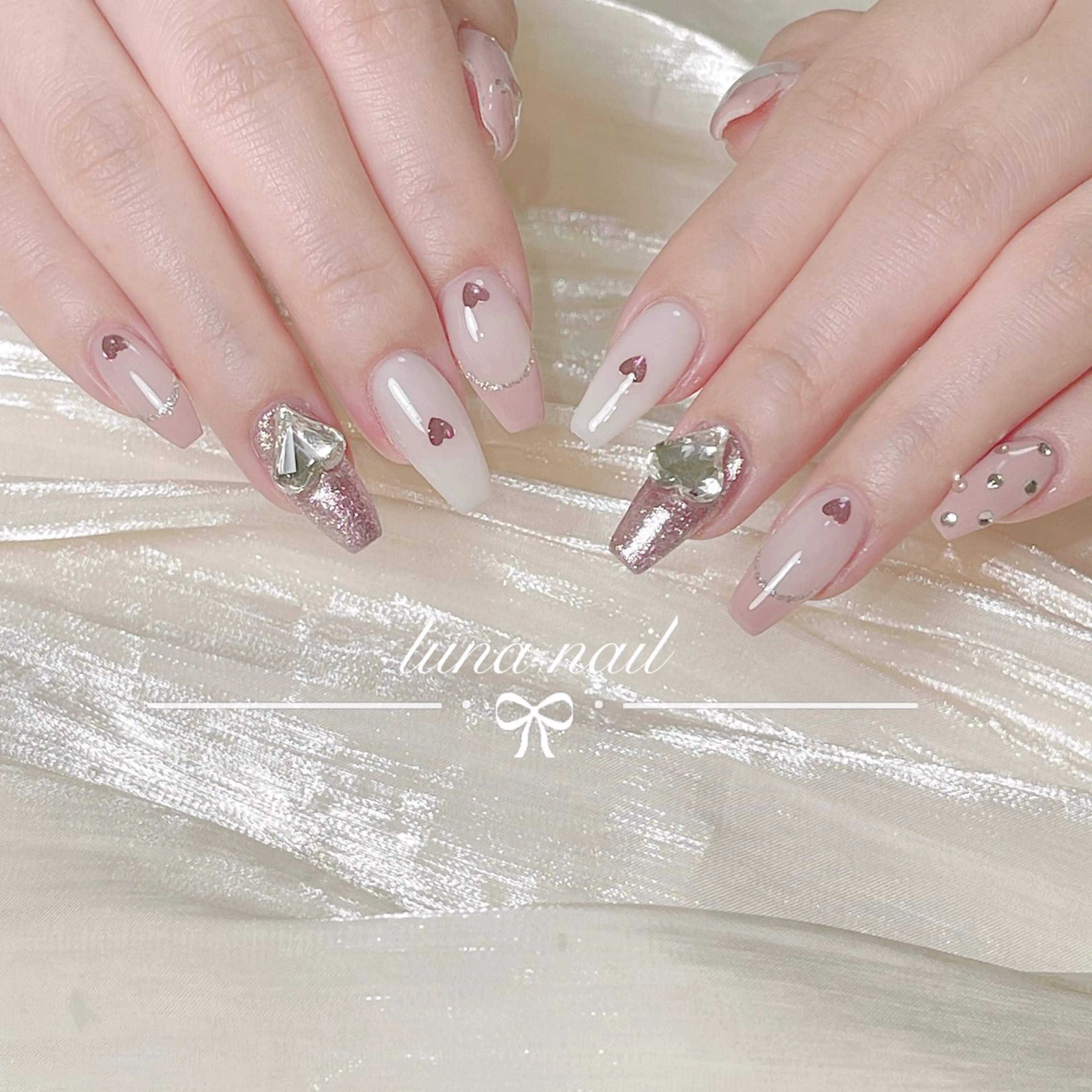 ネイル luna nail ＆eyelashのネイルデザイン