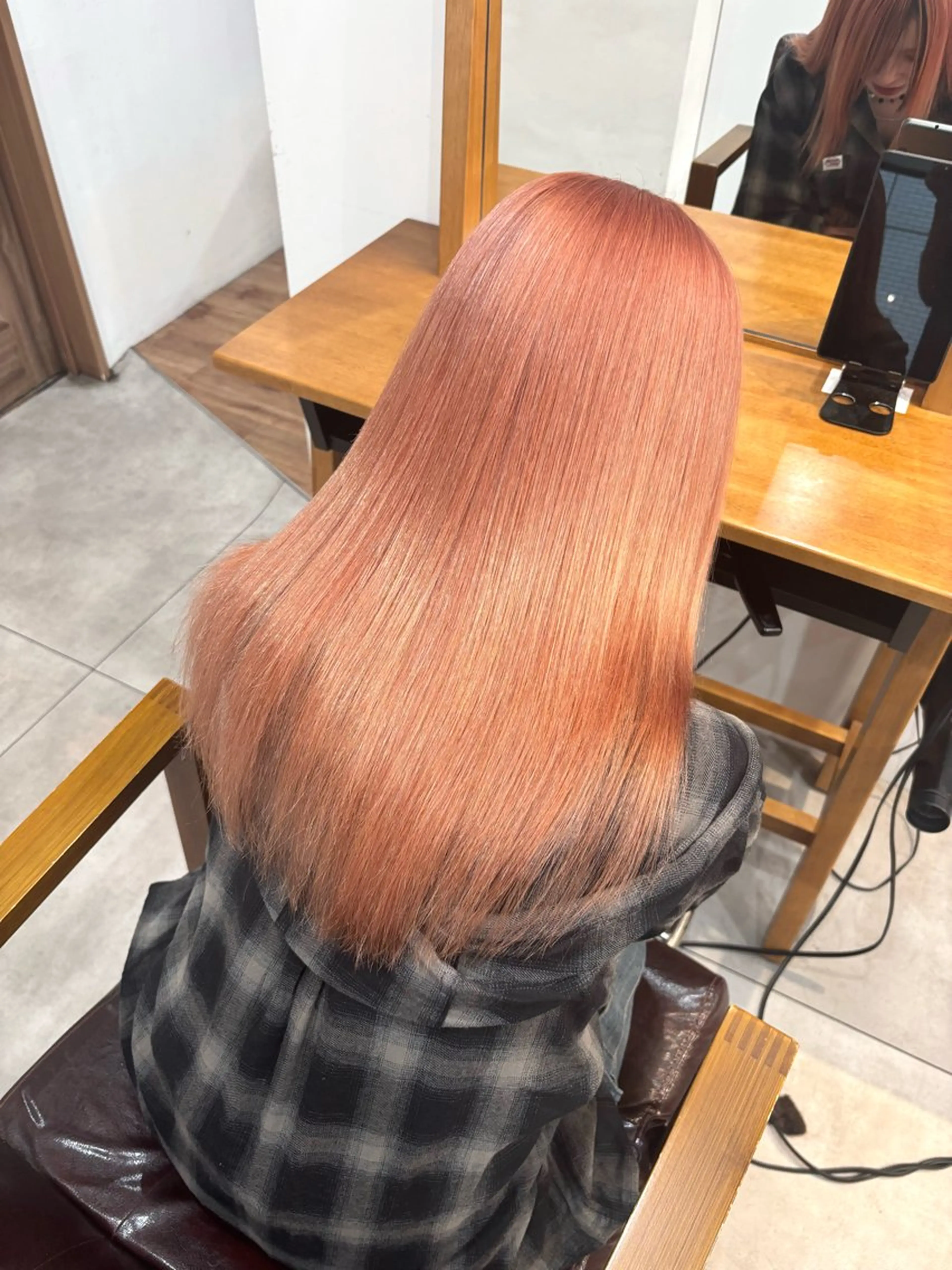 ロング カット ヘアカラー トリートメント little salt 渋谷店所属・akina*ブリーチ ♡トレンドヘアのヘアスタイル