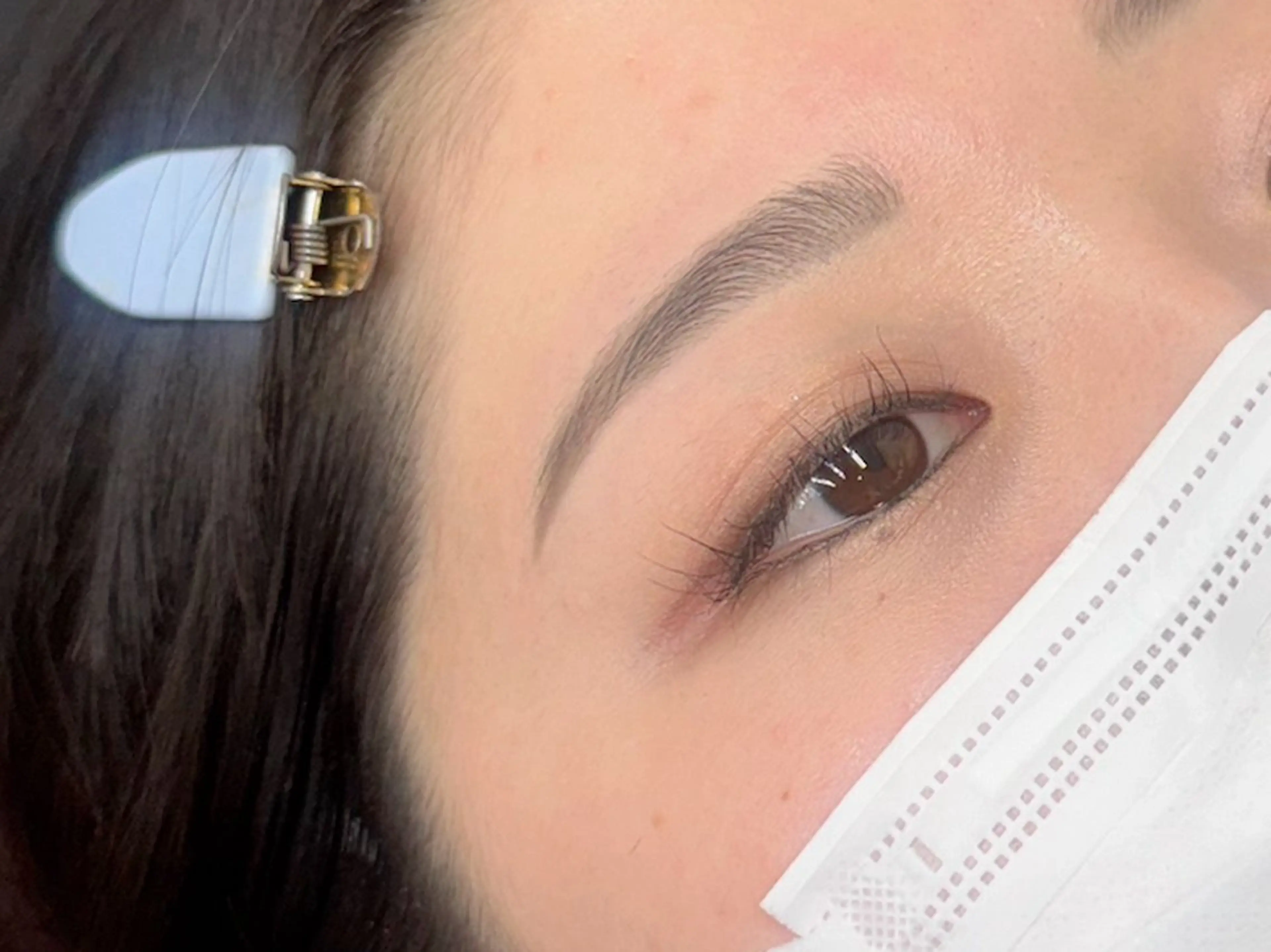 アイブロウ アイブロウ専門サロンエサージュ町田店所属・町田 桃香のマツエク・マツパデザイン