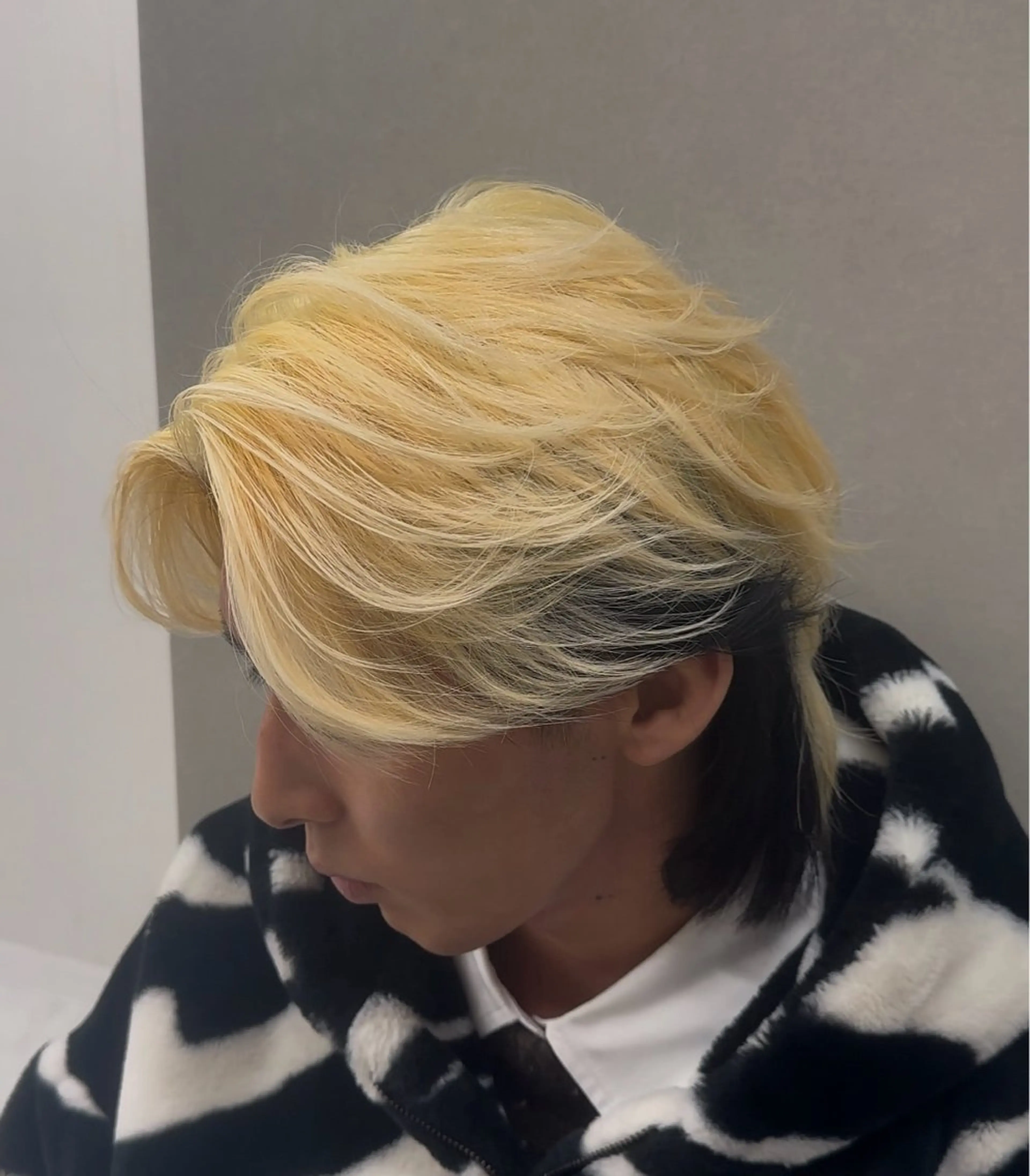 ミディアム カラー メンズ カット ヘアカラー ニュアンス/フェザー /ウルフ/伶馬のヘアスタイル