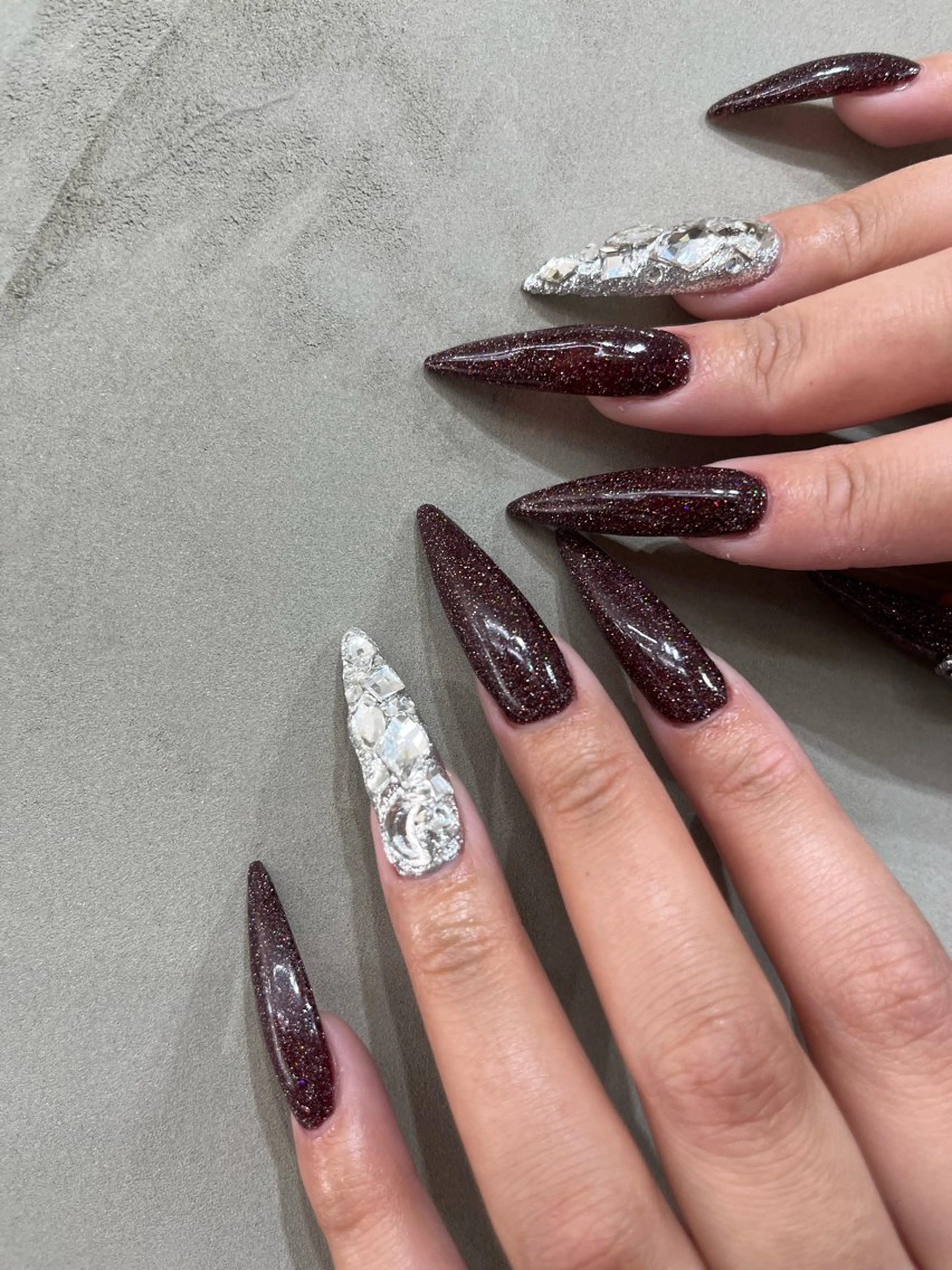 ネイル ハンドネイル GRANDEUR焼津 MEI🪼のネイルデザイン