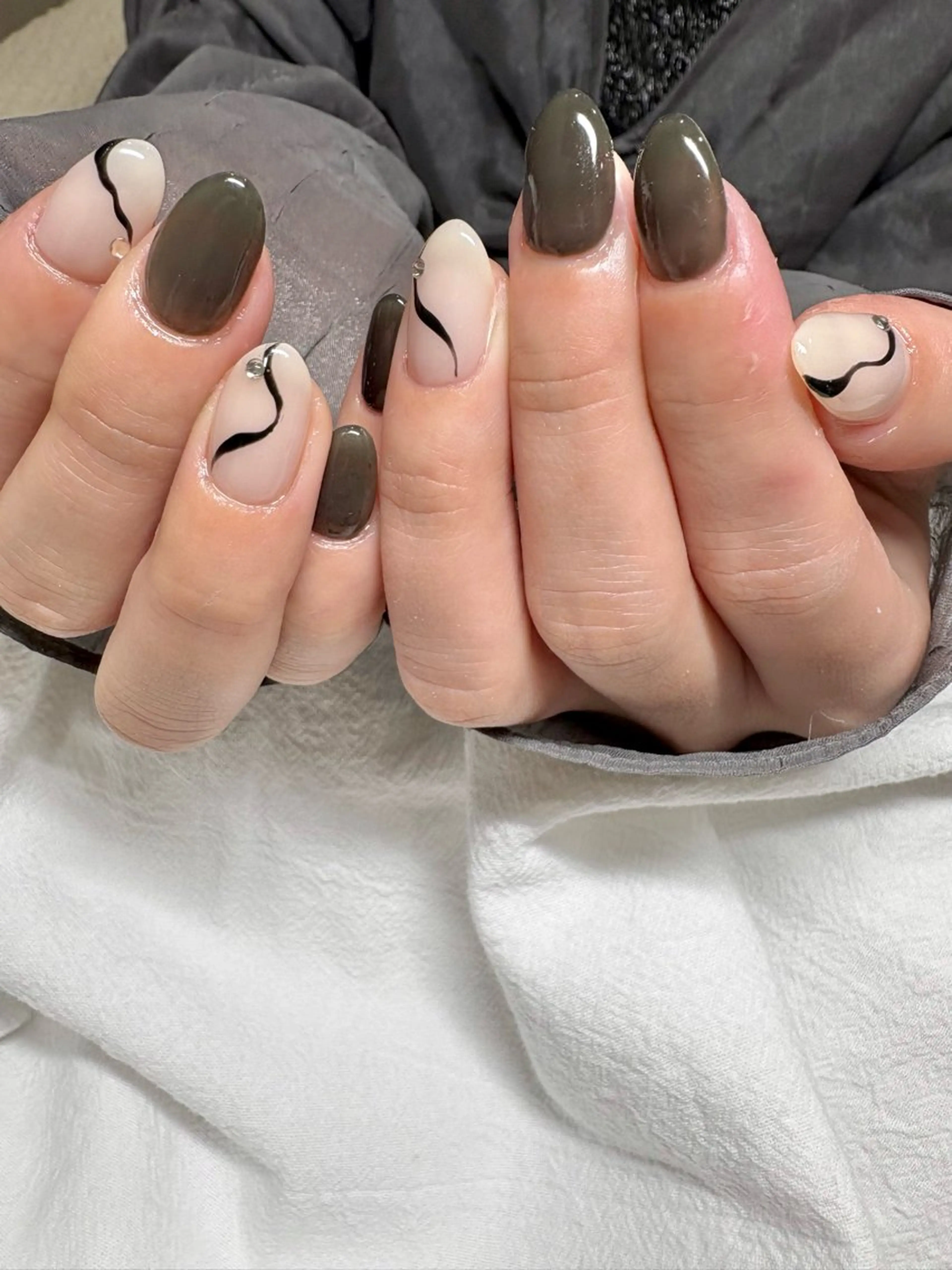 ネイル BeAlletreNail(ビオールエトレ)所属・高野 美土里のネイルデザイン