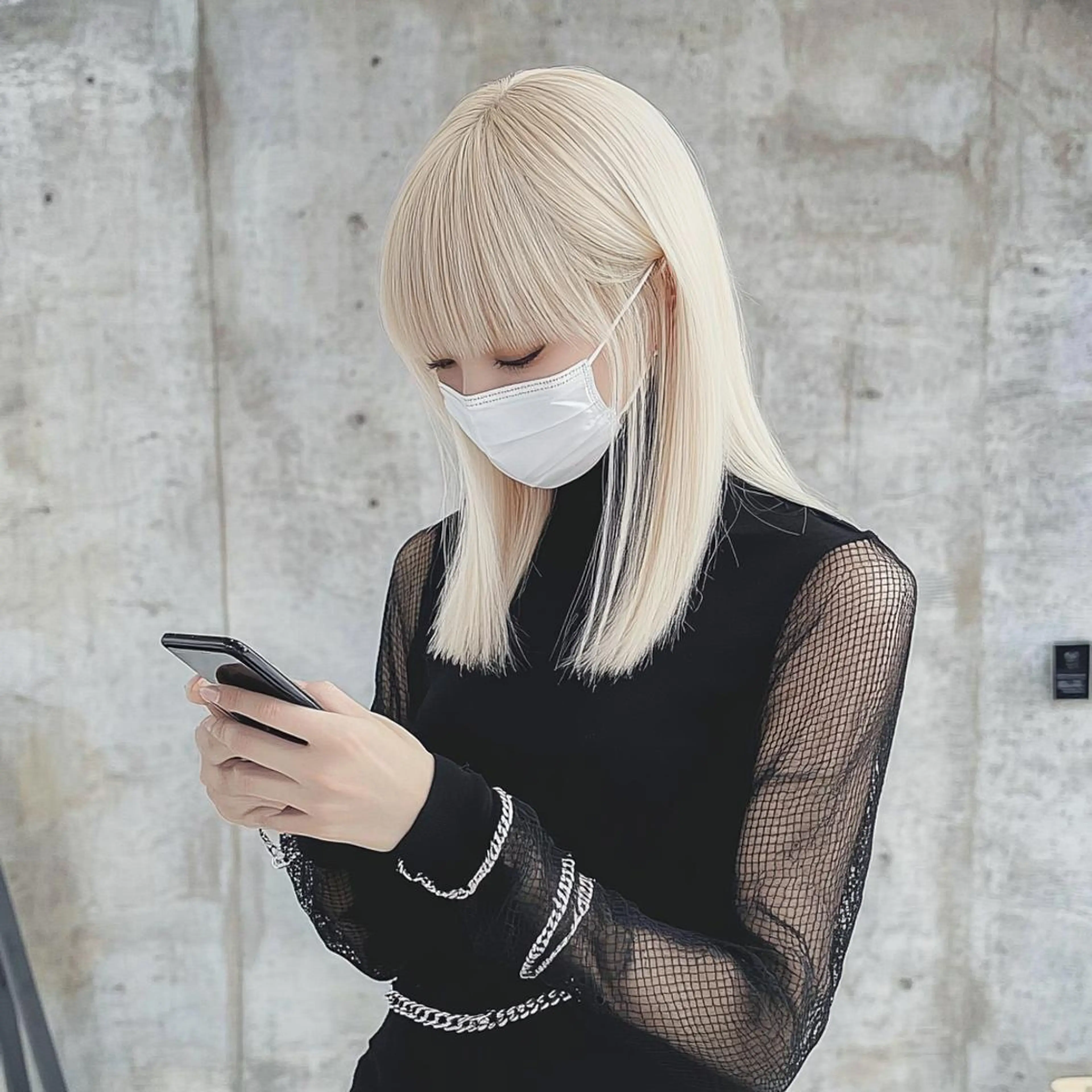 セミロング ヘアカラー corazon ブリーチのヘアスタイル