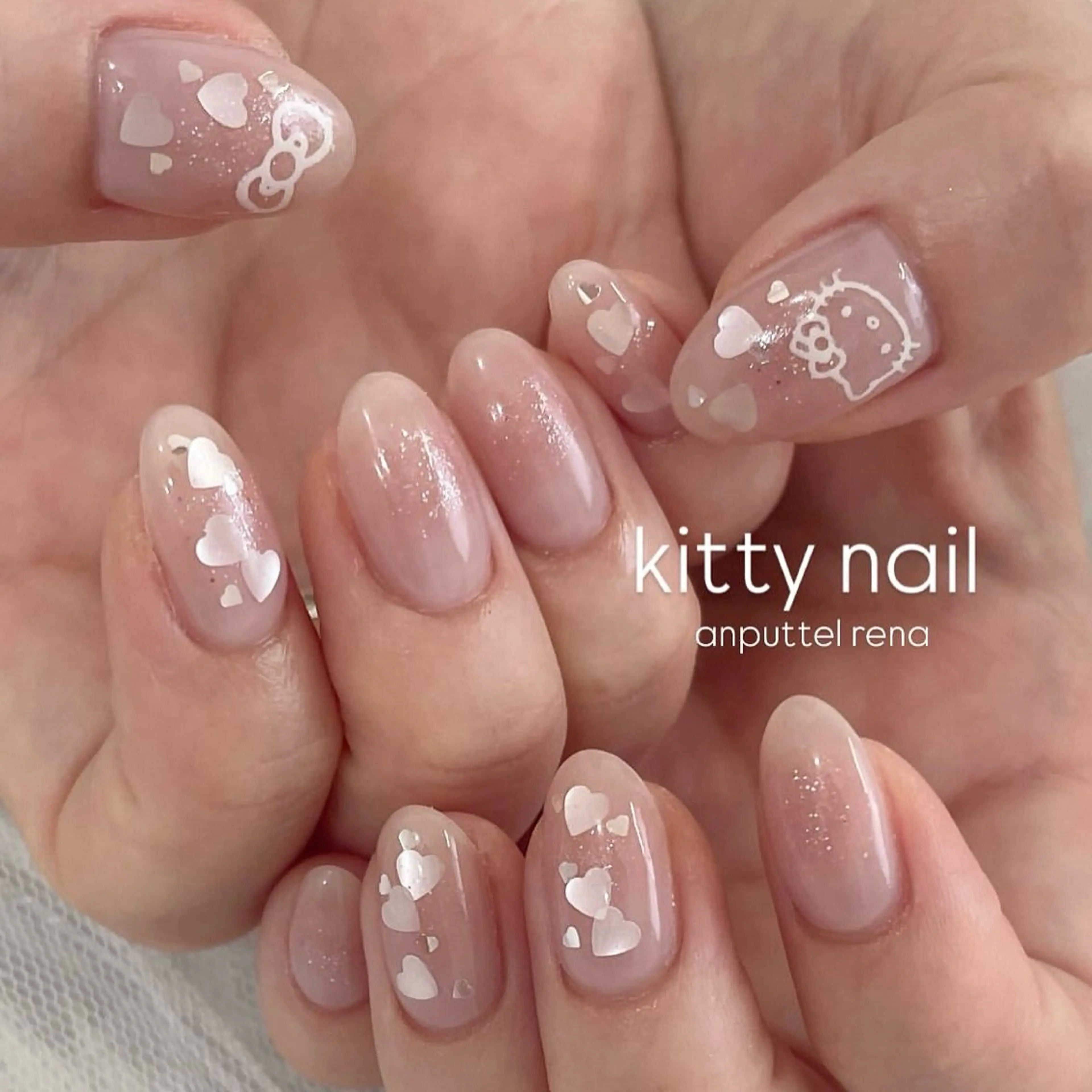 ミディアム ｱﾝﾌﾟﾃﾙ renaのネイルデザイン