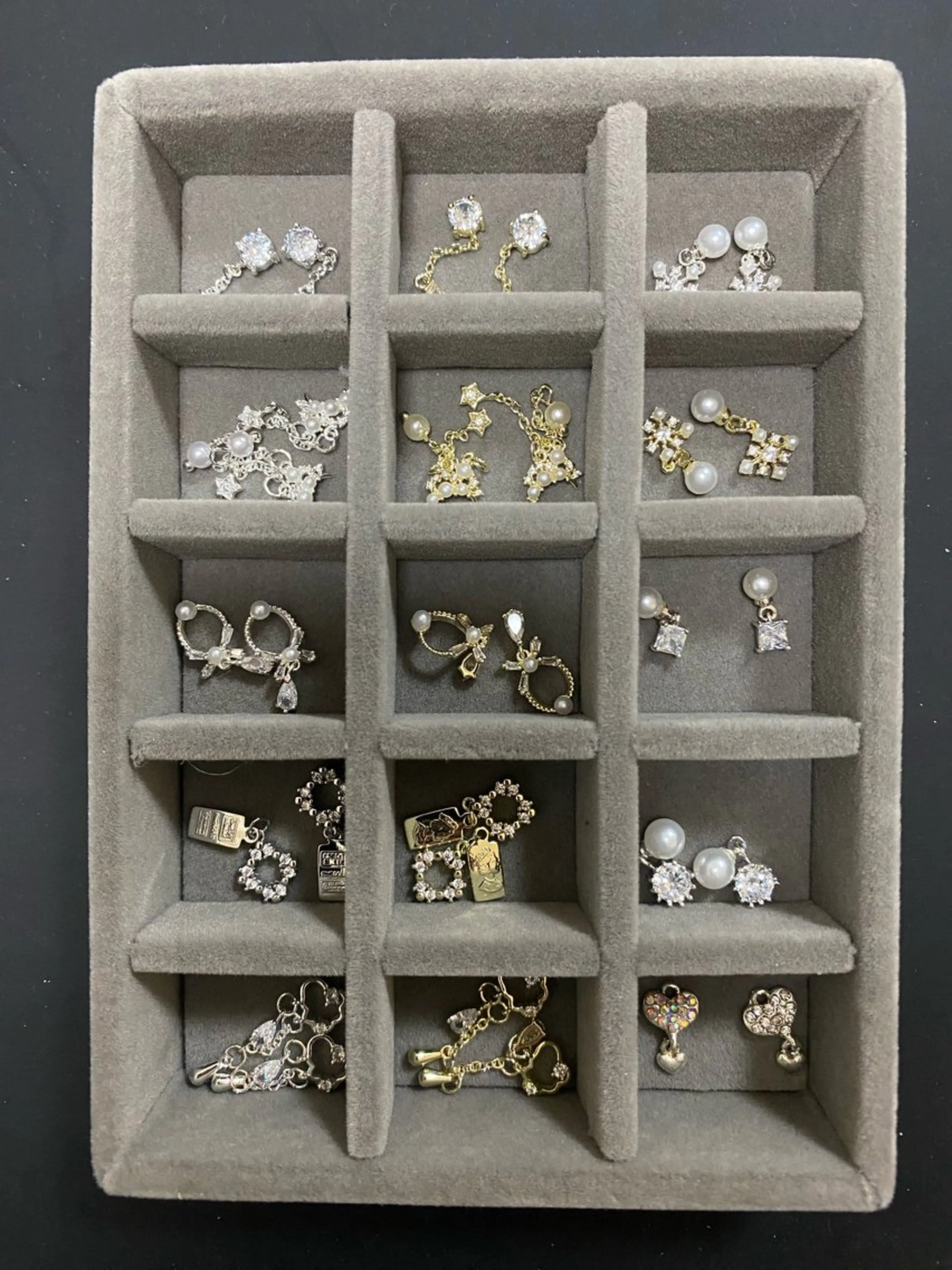 ネイル あきじ NAILのネイルデザイン