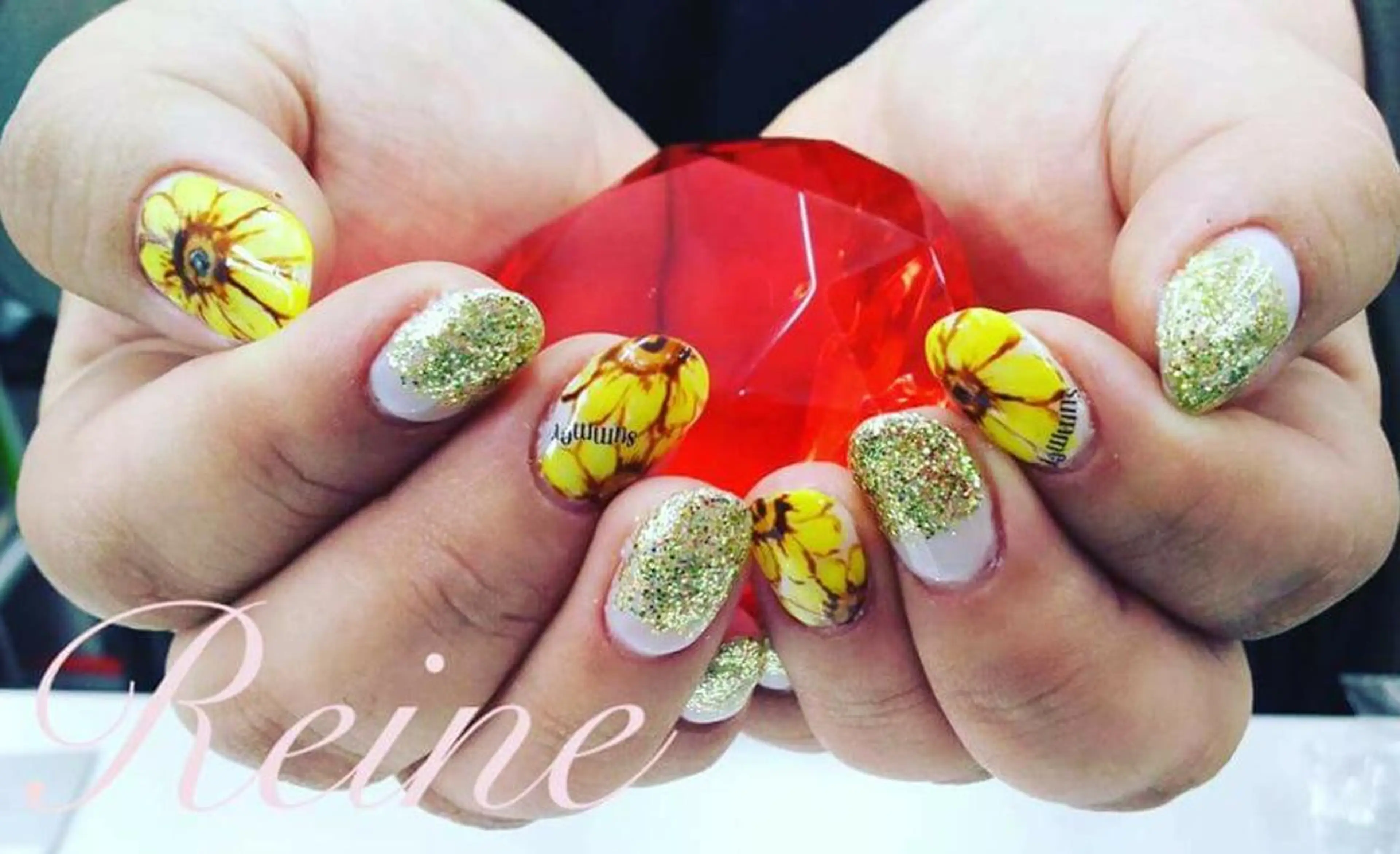ネイル 夏ネイル Nailsalon Reine所属・玉栄 伶奈のネイルデザイン