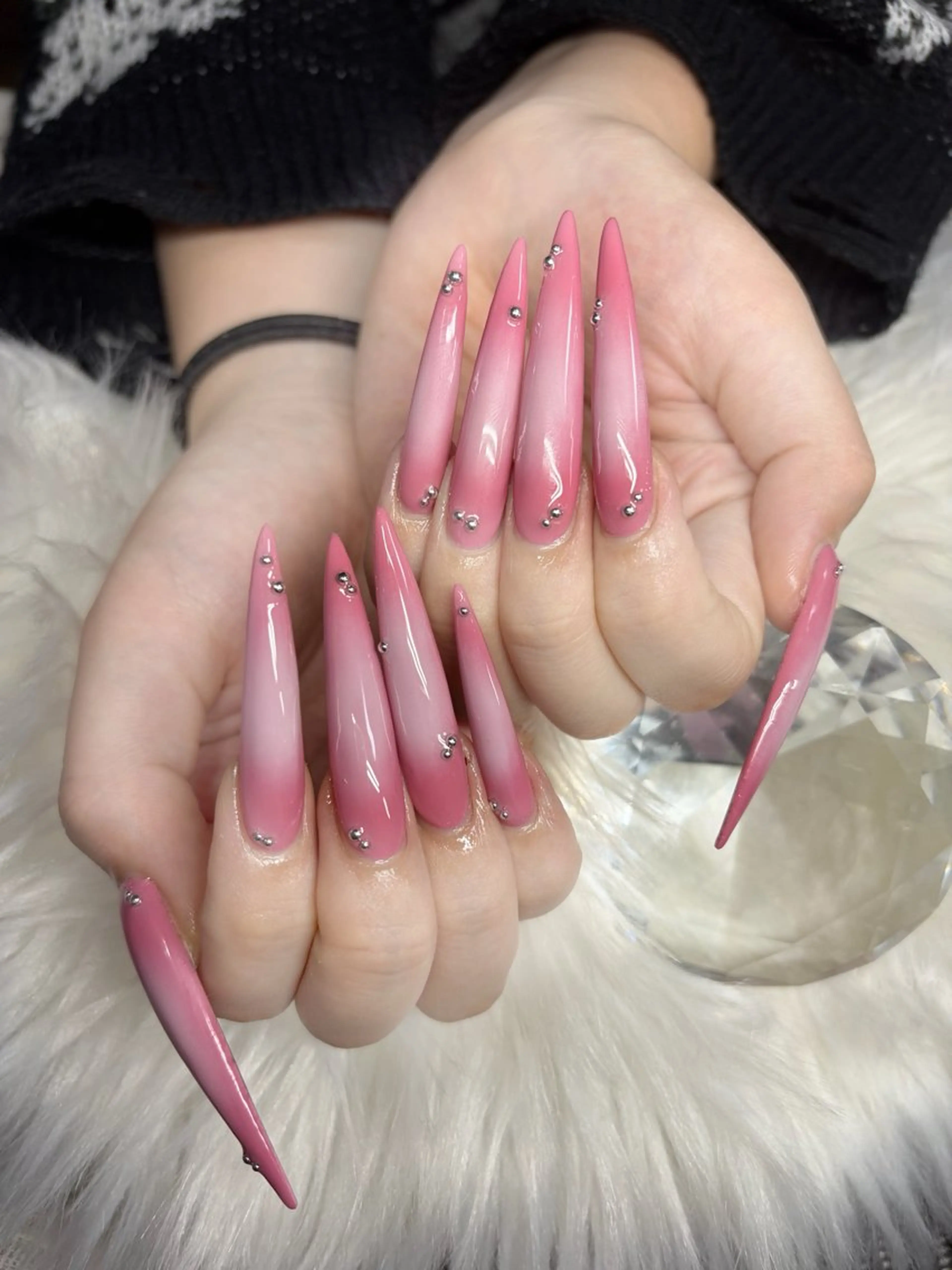 ネイル アートネイル オーロラネイル チークネイル 長さ出し フットネイル ハンドネイル Chan nailsのネイルデザイン