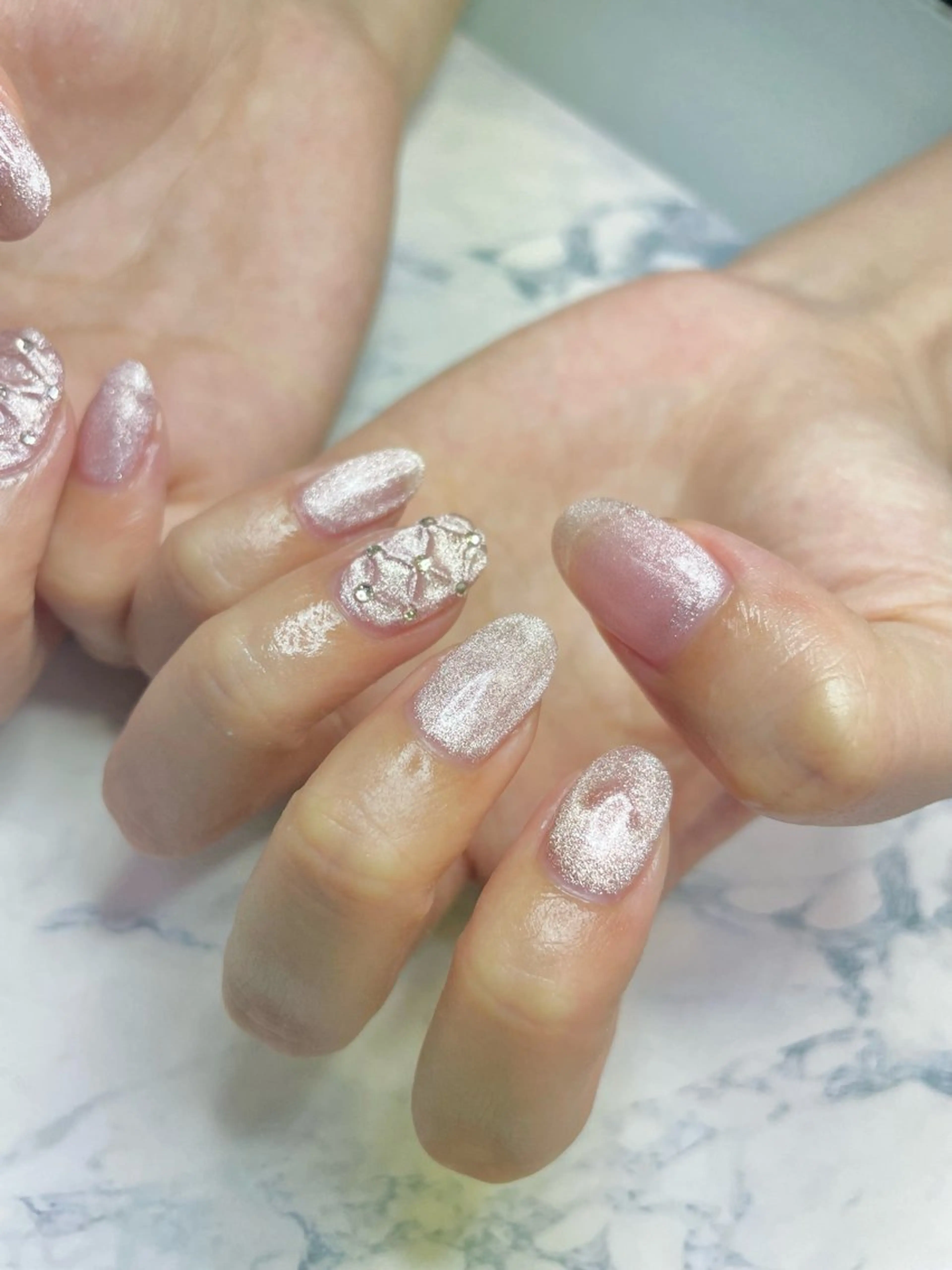 ネイル Rich to勝川店所属・村瀬 満里子のネイルデザイン