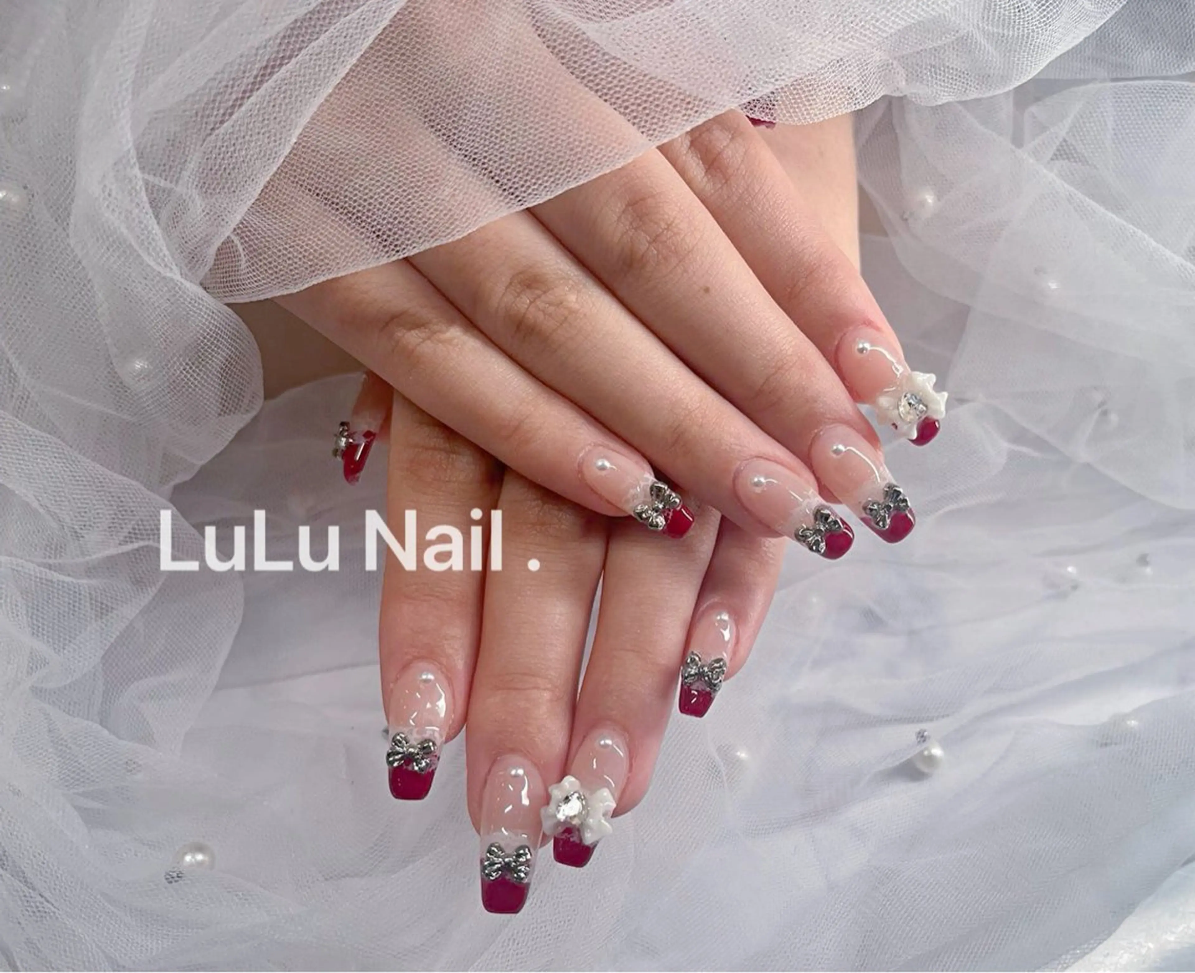 ネイル ハンドネイル LULU Nail  Salon 新宿所属・LU LU NailSalonのネイルデザイン