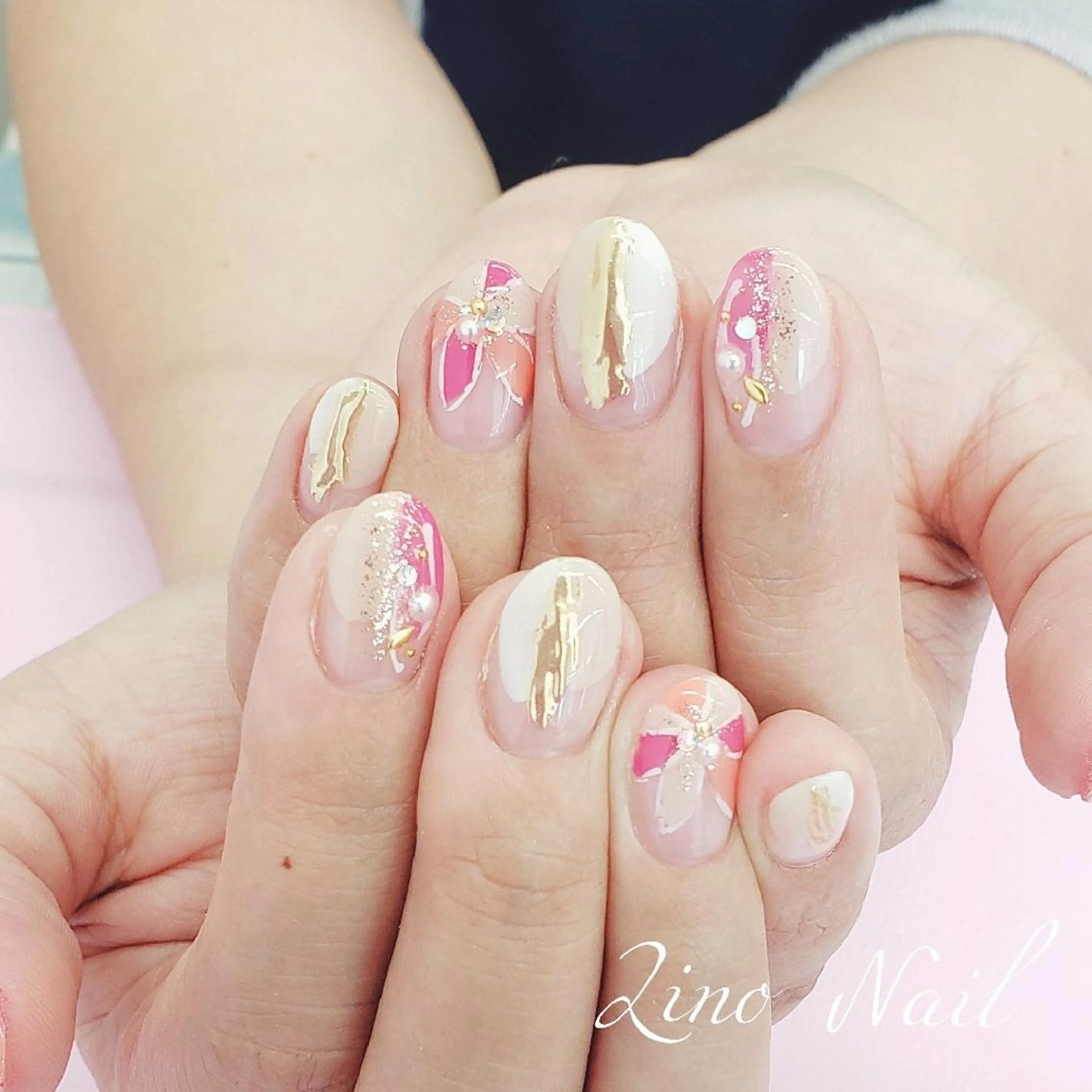 ネイル フラワーネイル ジェルネイル ミラーネイル ニュアンスネイル パラジェル Lino Nailのネイルデザイン