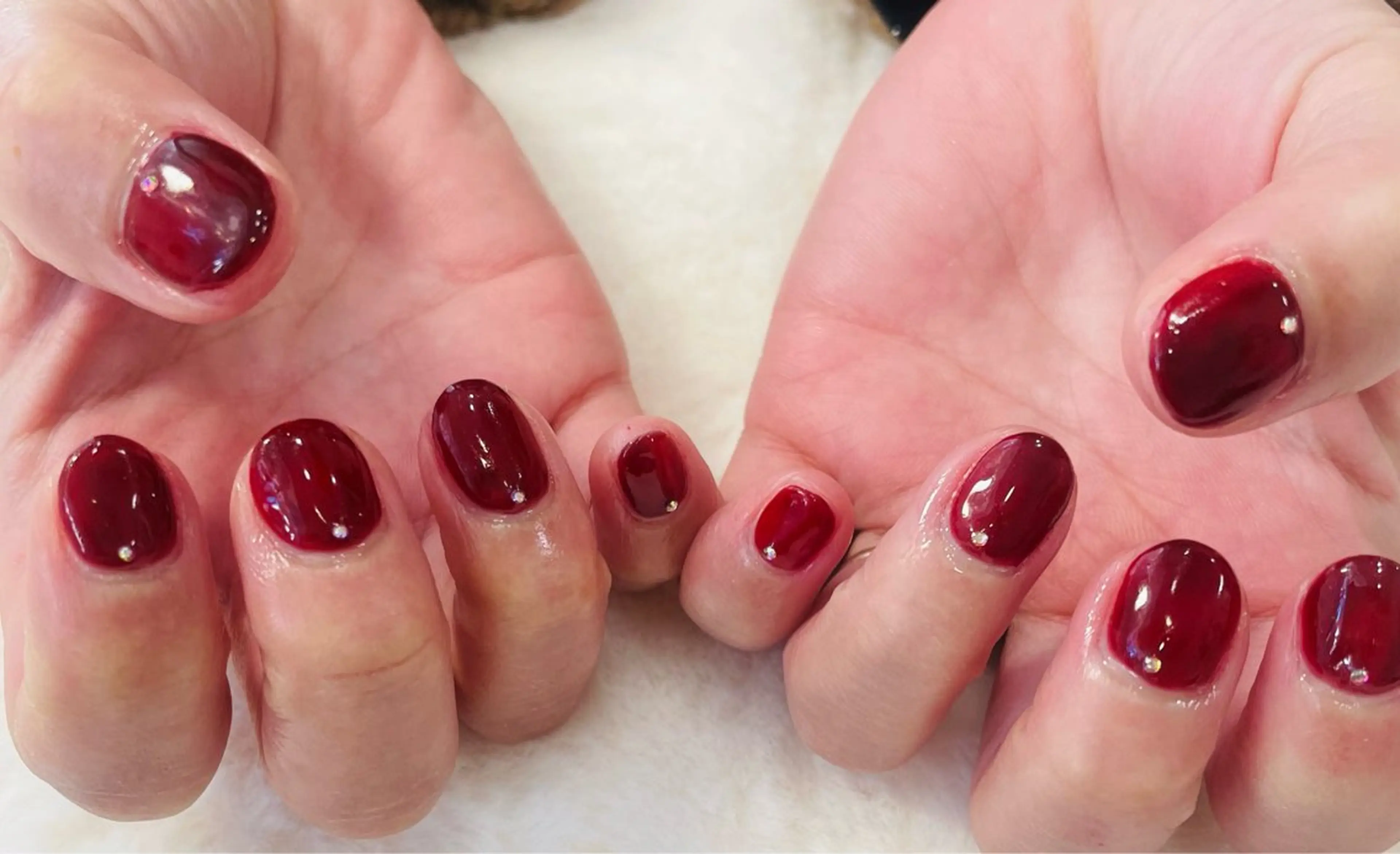 ネイル ワンカラーネイル ストーンネイル koto nails所属・koto nailsのネイルデザイン