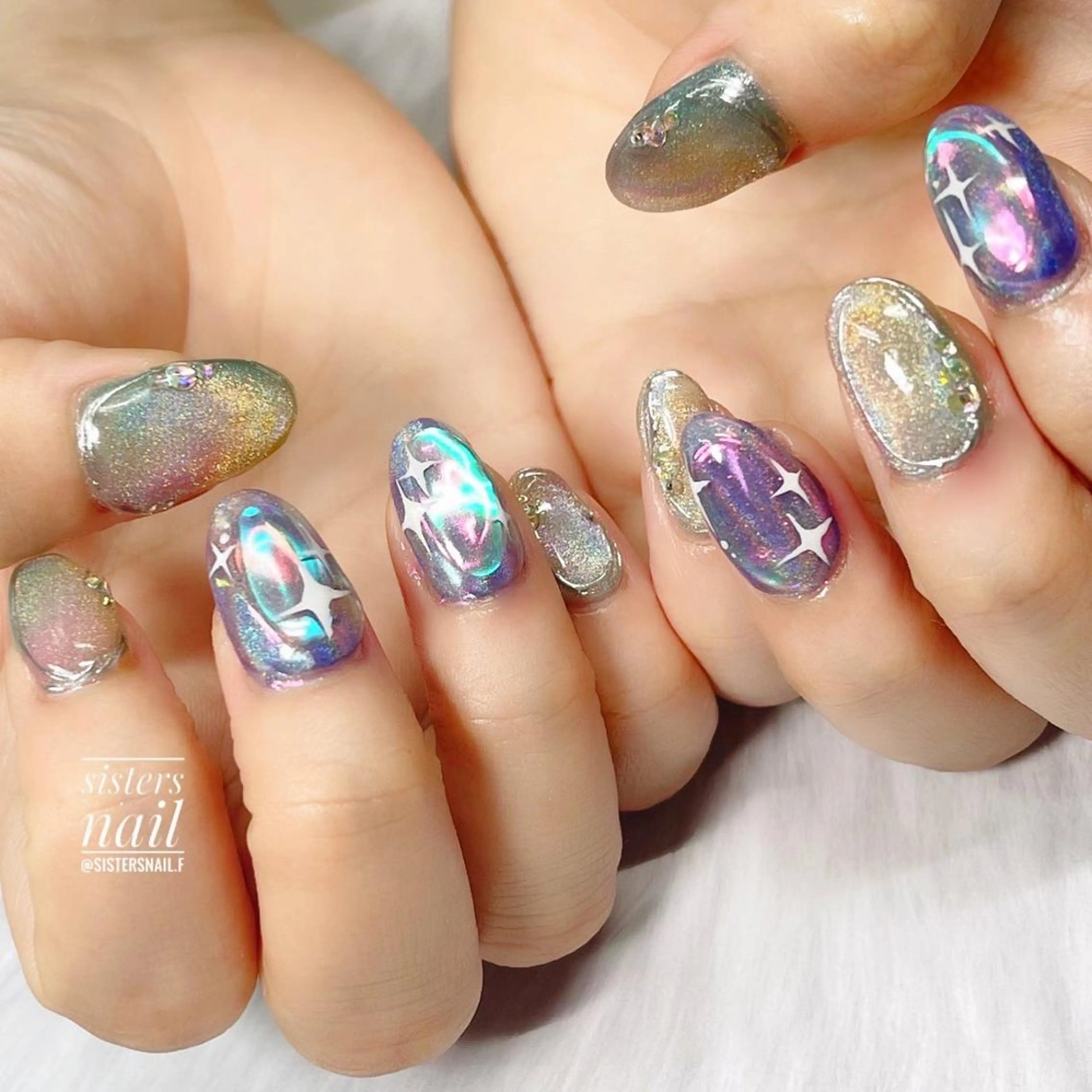 ネイル アートネイル オーロラネイル 氷ネイル・うるうるネイル キラキラネイル 韓国ネイル sisters nail.fのネイルデザイン